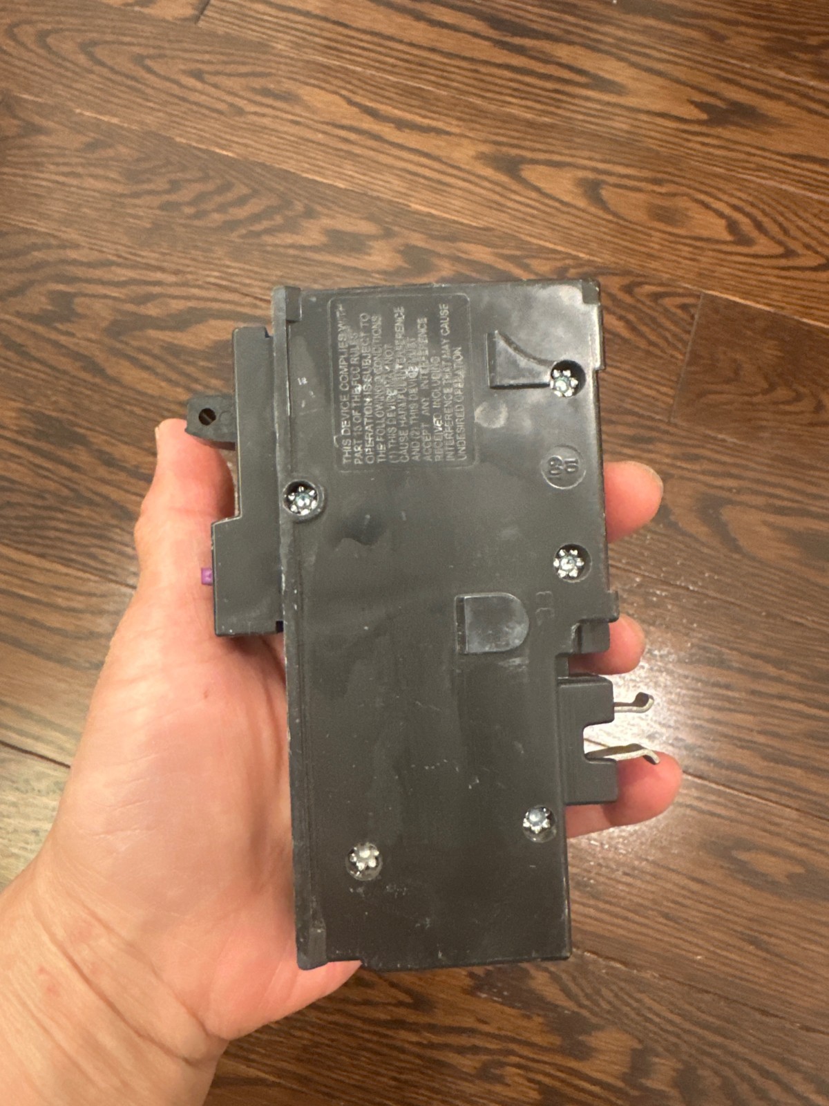 Square D HOM115PDF Homeline, 15A, 1P, 120V~ GFCI, Plug On Circuit Breaker