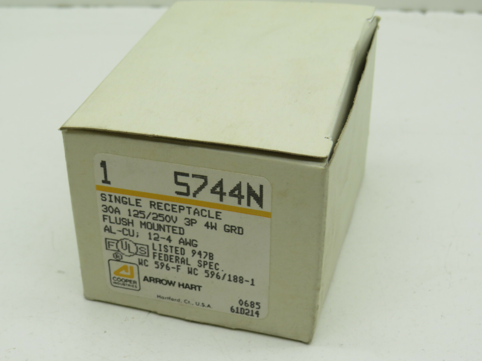 Arrow Hart 5744N Single Receptacle Outlet 30A 125/250V 3-Pole 4-Wire NEMA 14-30R