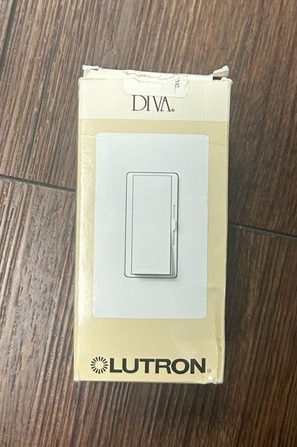Lutron DVLV-600P-WH Diva 600VA Magnetic Low Voltage Dimmer White Open Box