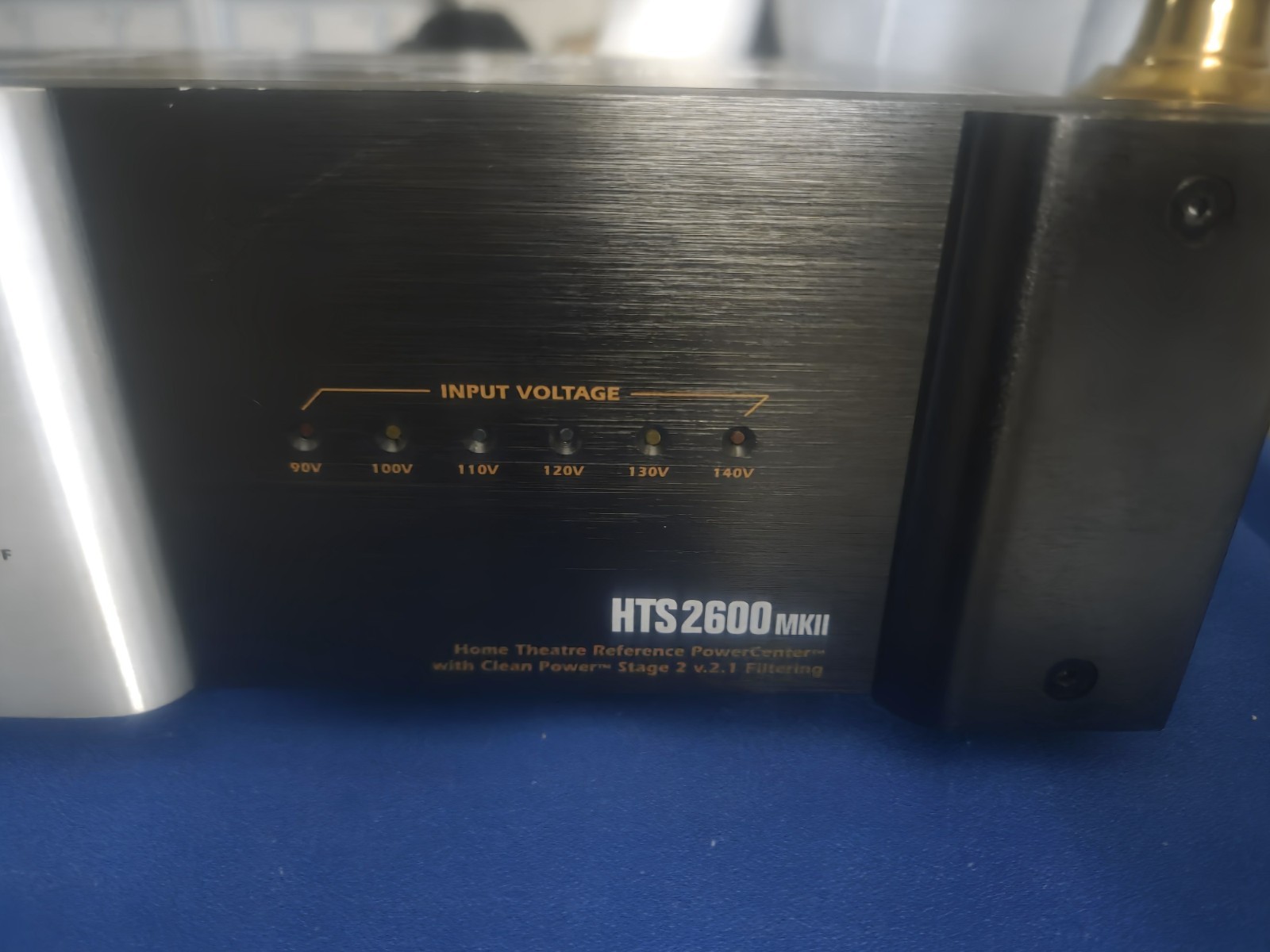 Monster Power HTS 2600 MKII Surge Protector Black/Silver – Nice Condition