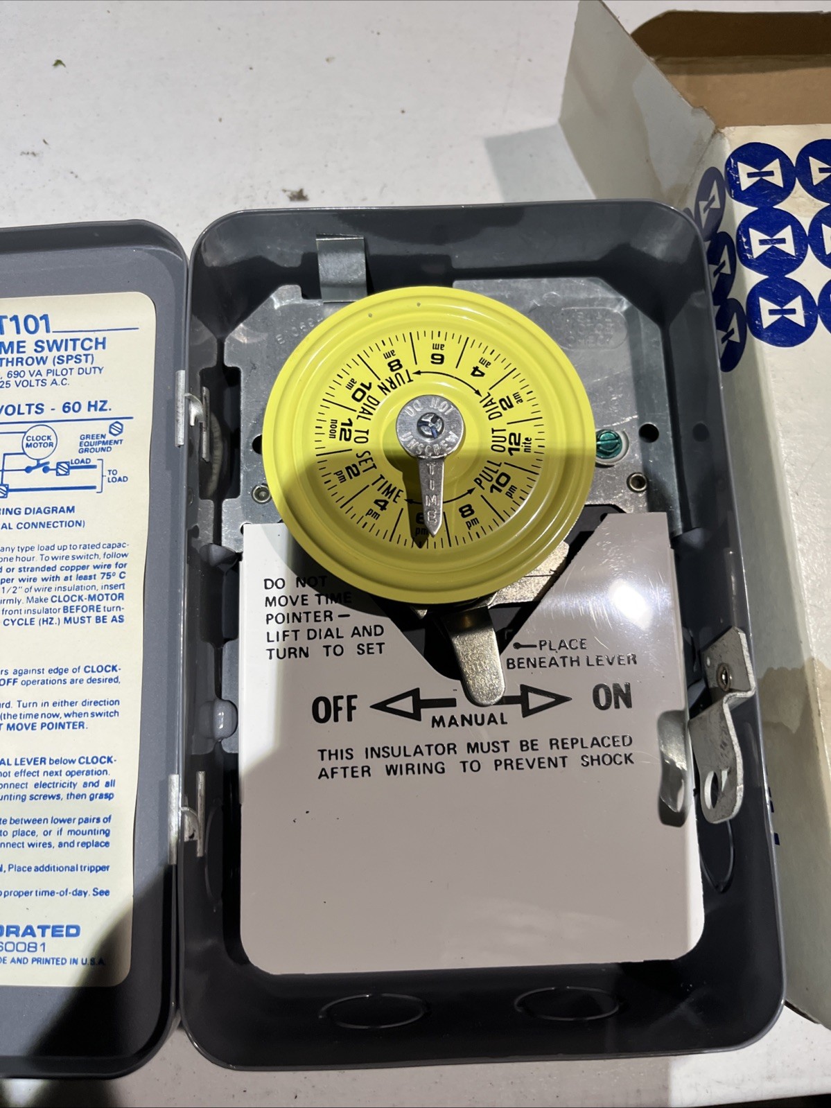 Intermatic T101 Mechanical Time Switch, 24 Hour, 40 Amp SPST 125V 60Hz