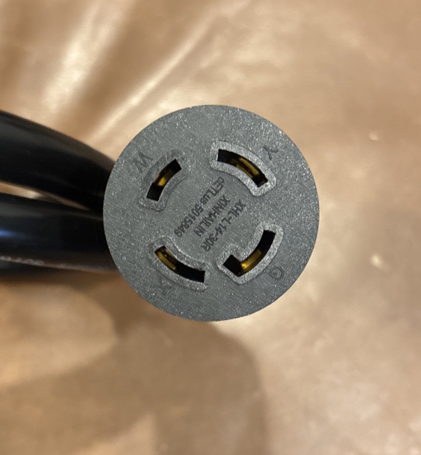 ECOFLOW – NEMA L14-30R to L14-30P Generator Cord – 4.92ft (1.5m) – NEW Open Box