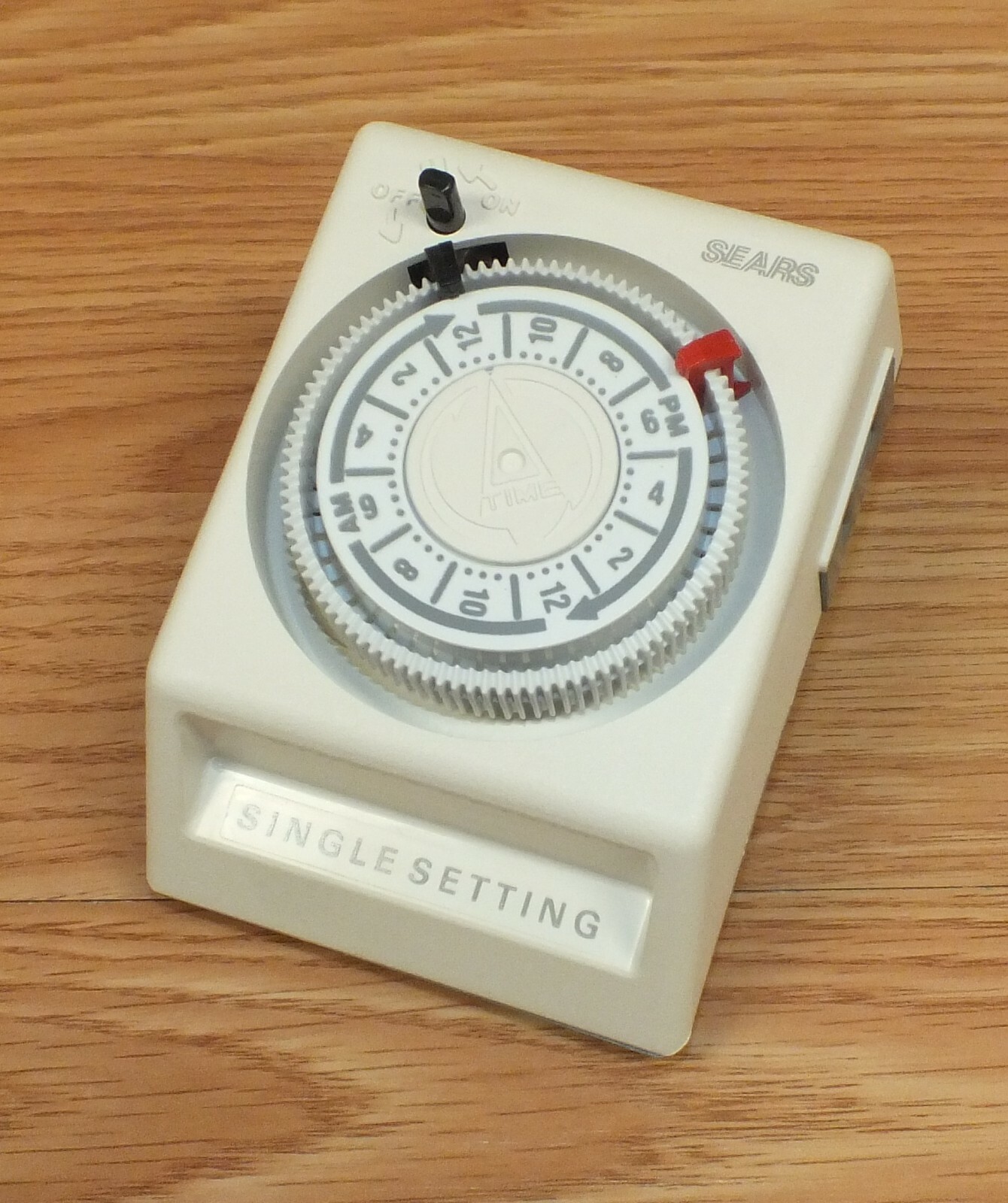 Genuine Sears (975031) Single Setting Plug-In Turns On/Off Every 24 Hours Timer
