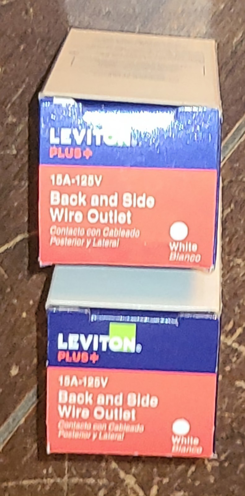 Lot of 2 Leviton Plus+ 15A Back & Side Wire Outlet ~White~ #R62-CBR15-W
