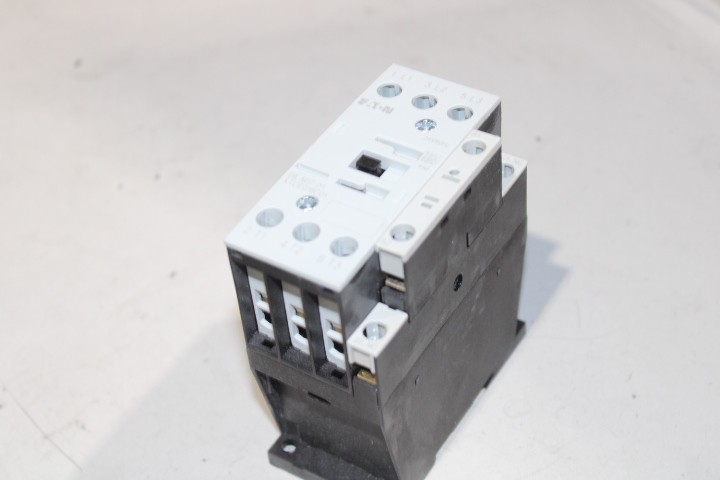 Eaton XTCE018C01B6 Definite Purpose Contactors