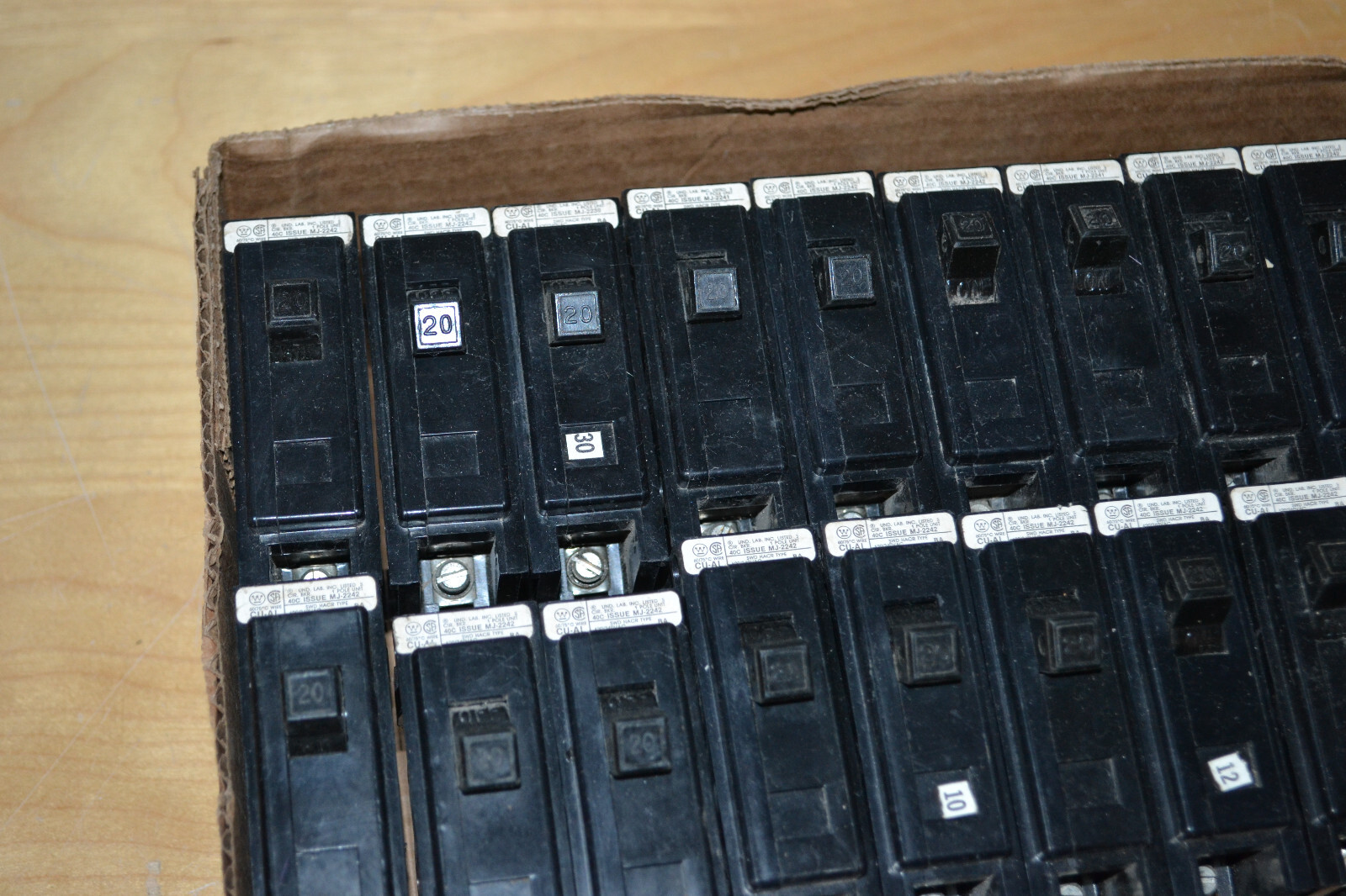 Lot of 37 Westinghouse BA120 ++ Circuit Breaker 20Amp 1-Pole 120/240VAC Type BA