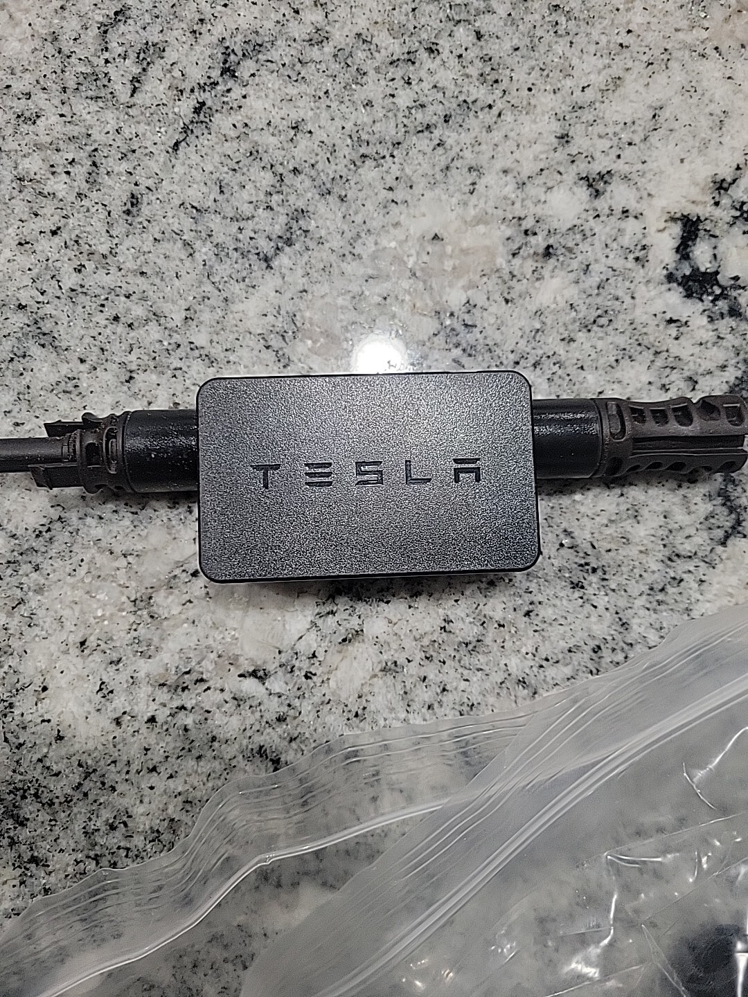 Lot of 35 TESLA solar rapid shutdown MCI-2 Free FAST SHIPPING