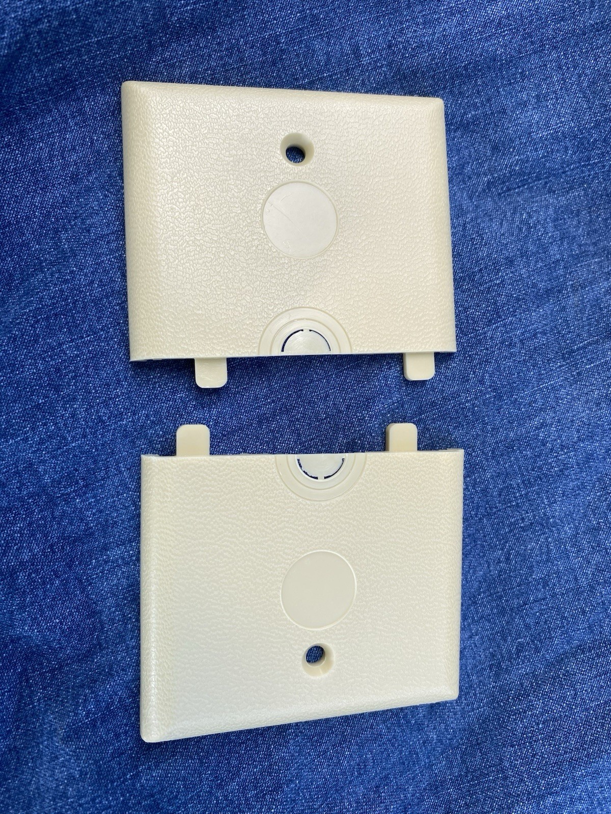 Lot of 10 Emco Commercial Electric Split Wall Plates Ivory Cable Telephone Wire