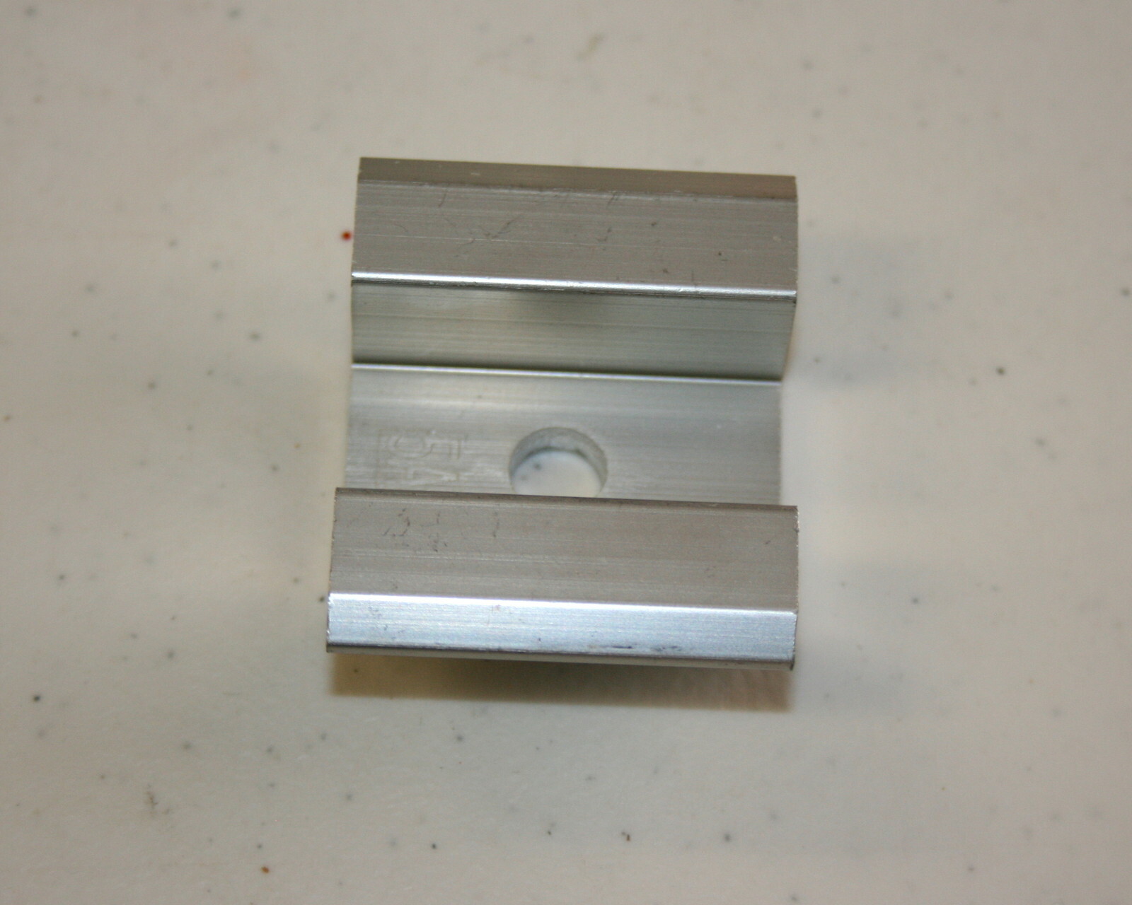 Solar Mid Clamp 1″ Pack of 20 – No hardware