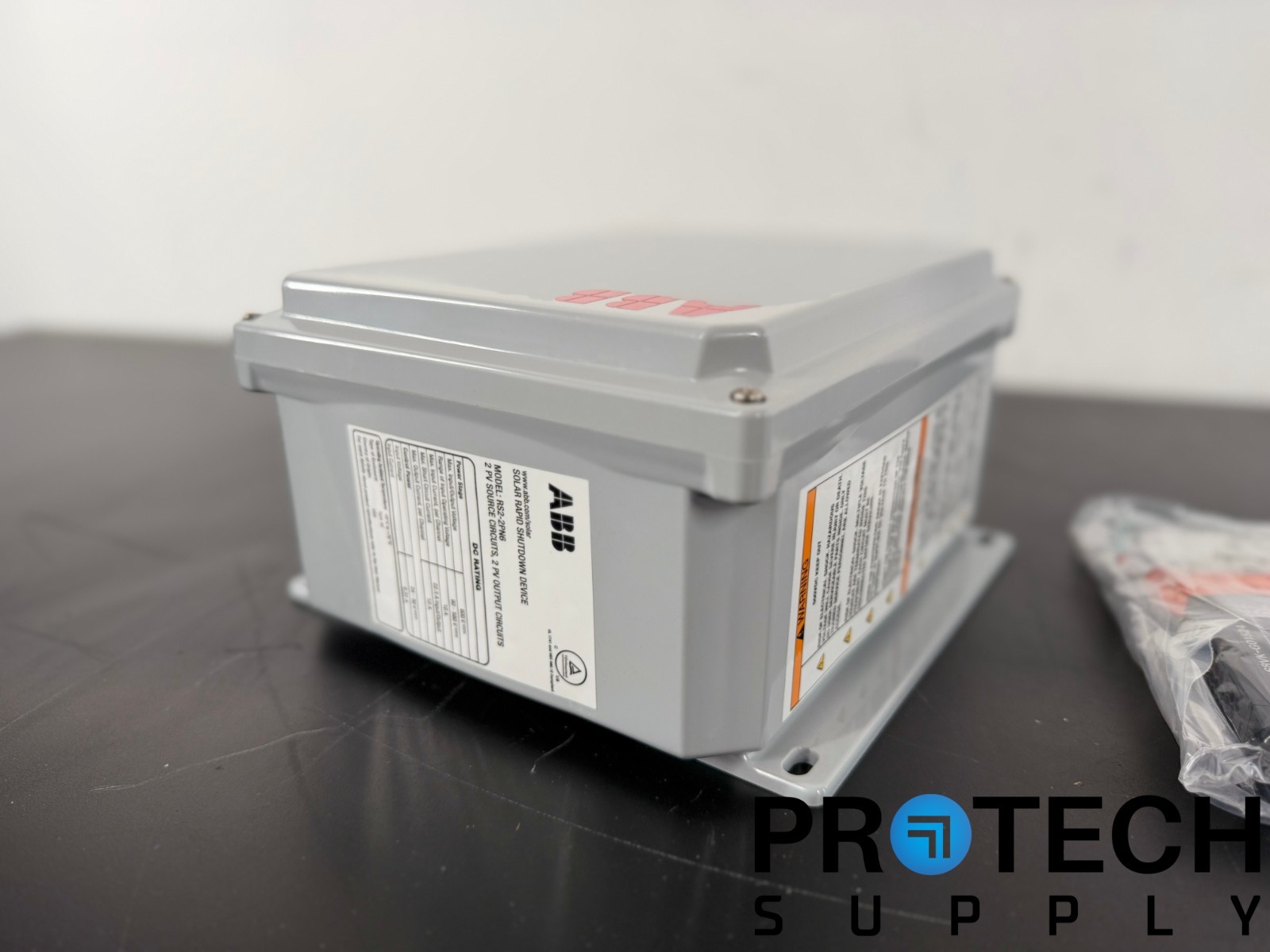 NEW ABB Solar Rapid Shutdown (RSD) System RS2-2PN6 with WARRANTY