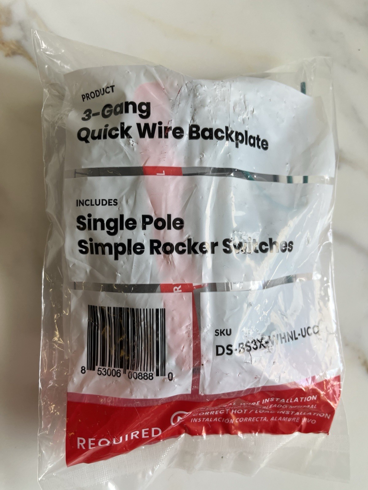 Deako 3-Gang Backplate, Simple Rocker Switch, DS-BS3X-WHNL-UCQ NEW