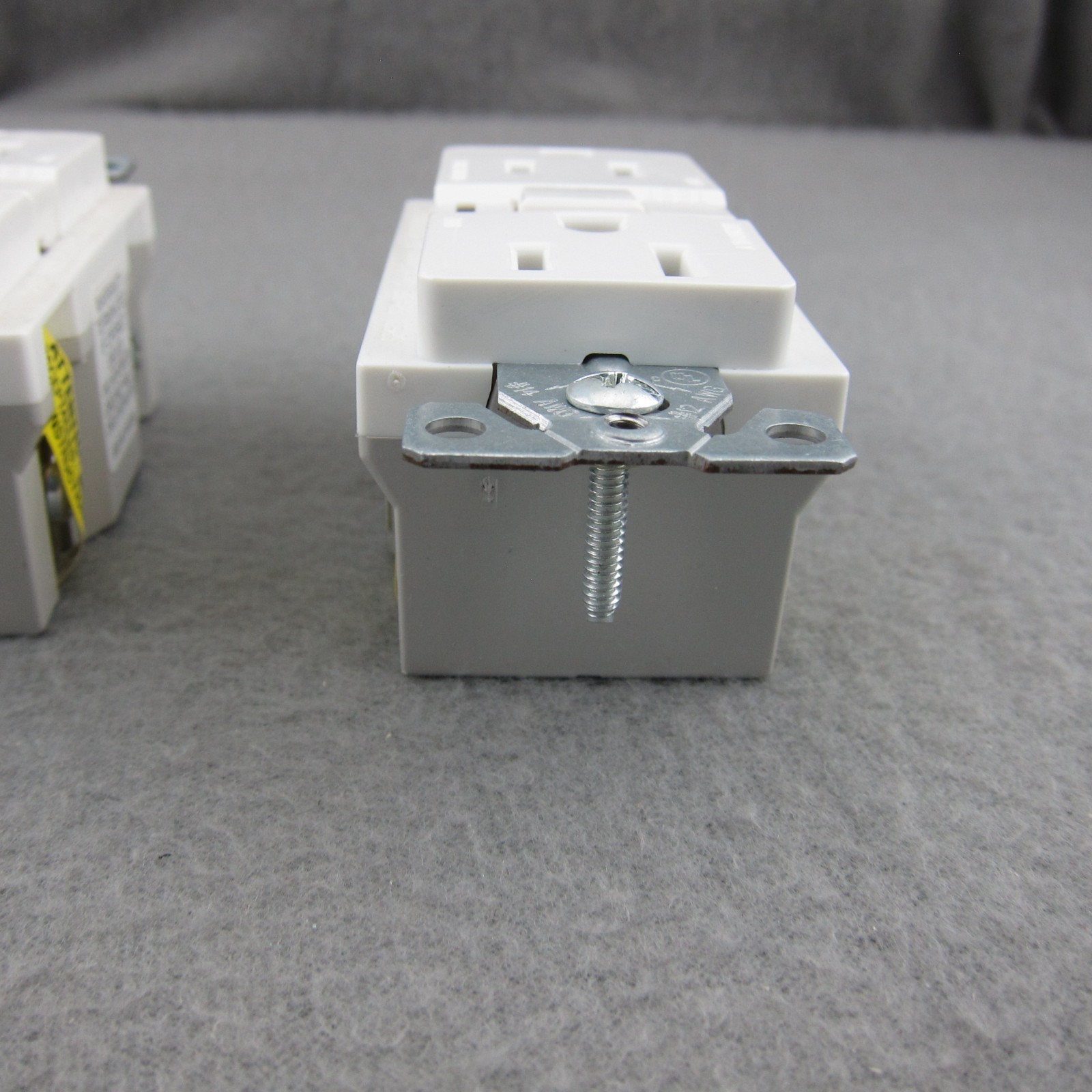 Cooper GFIC Receptacle Outlets 20 Amp 125V 60Hz Class A New Lot of 2