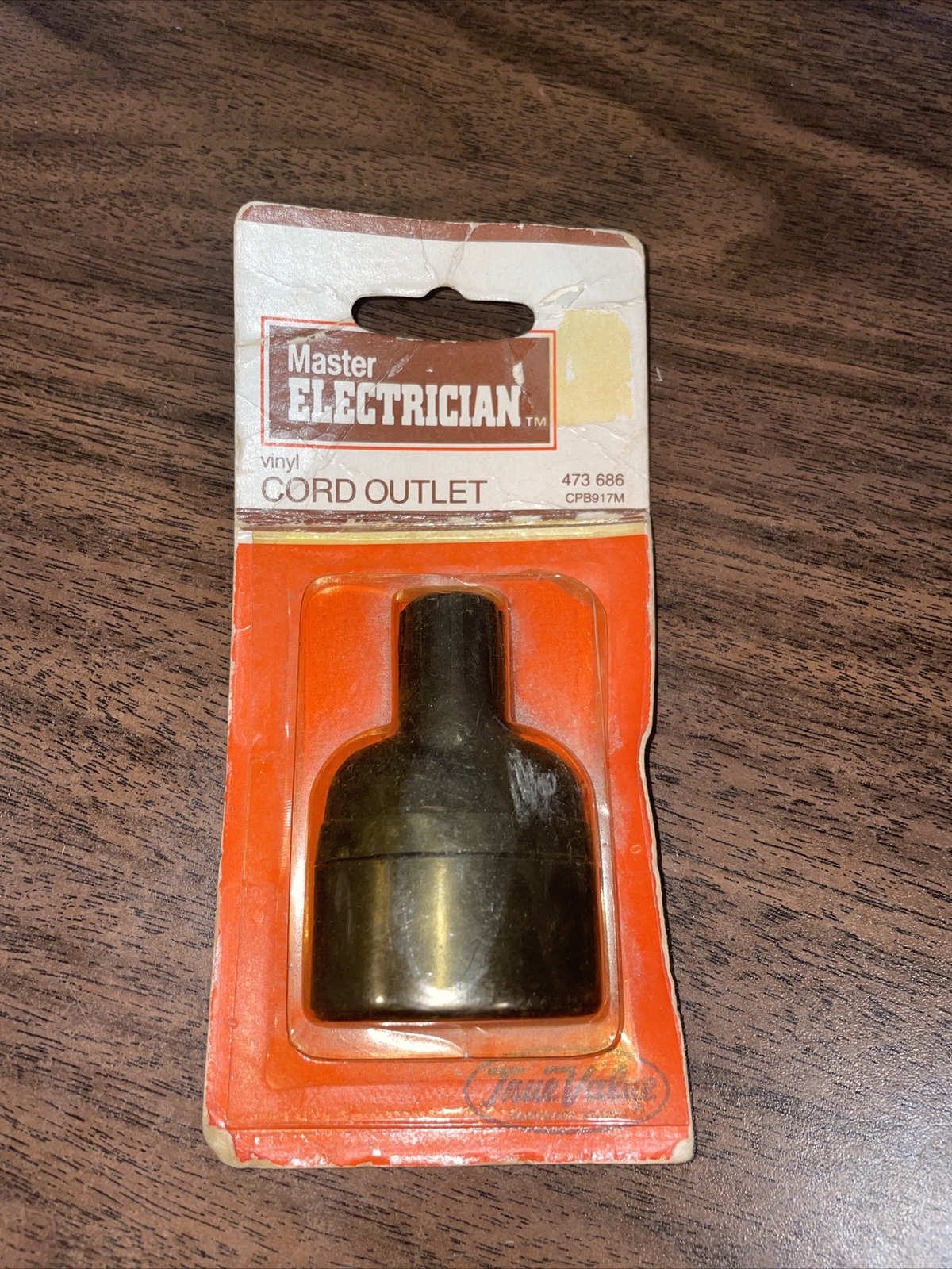 True Value Master Electrician Vinyl Cord Outlet