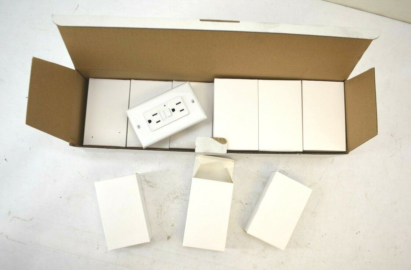 Lot Of 12 Self Test 109946 GFCI Receptacle 125V Back Side Wired White 15 AMP