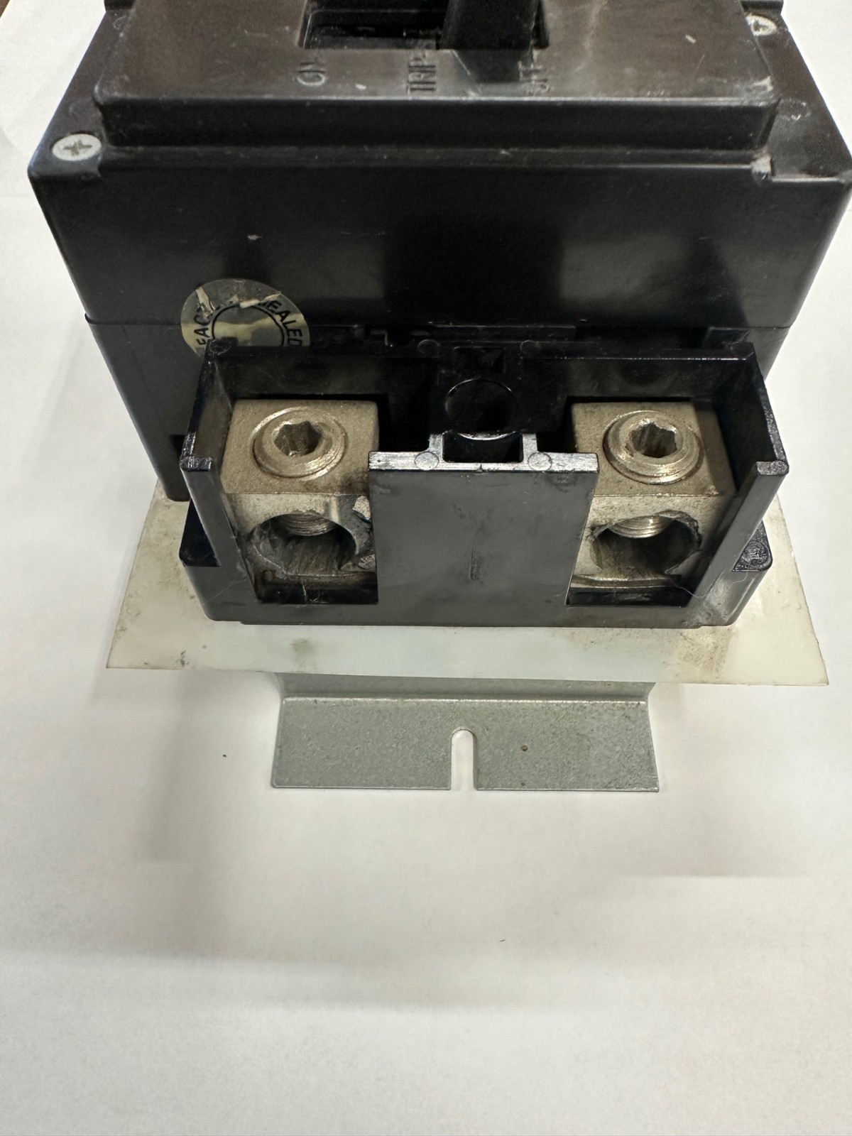 USED Eaton Cutler Hammer BW2150 2 Pole 150 Amp Bolt-On 120/240V Circuit Breaker