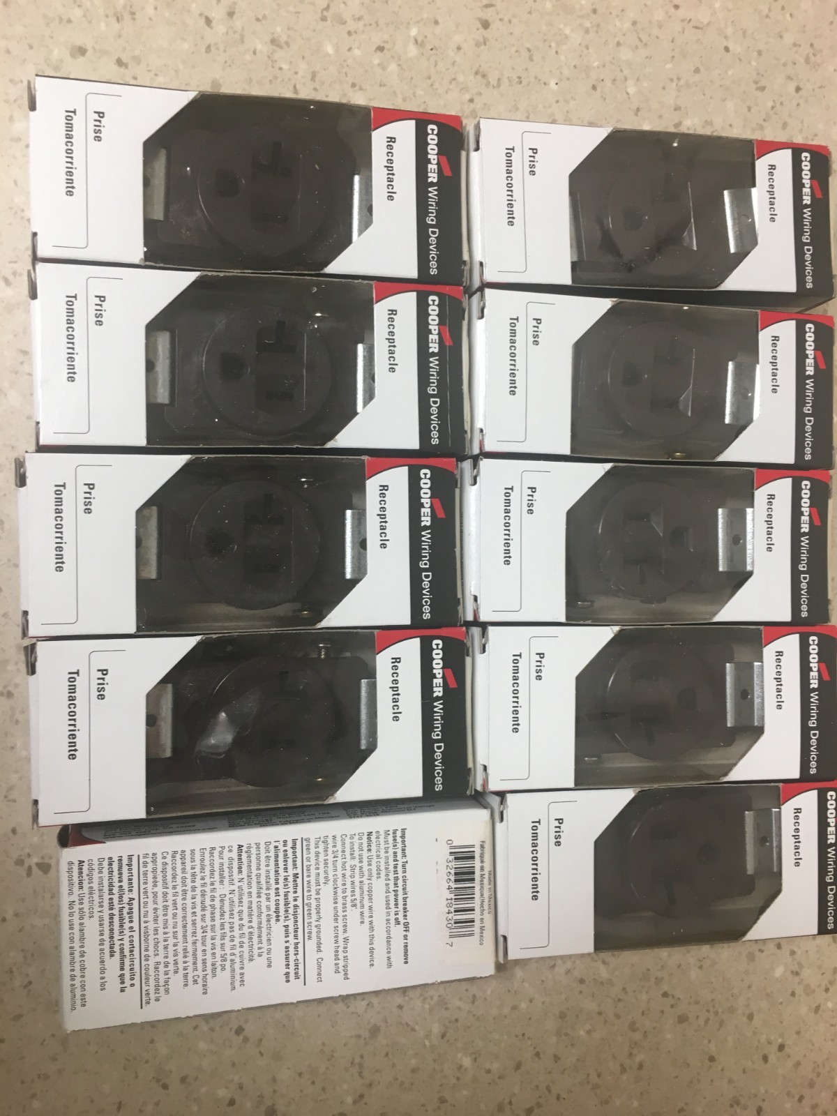Leviton 20 amps 125 V Brown Outlet 5-20R 10 pk