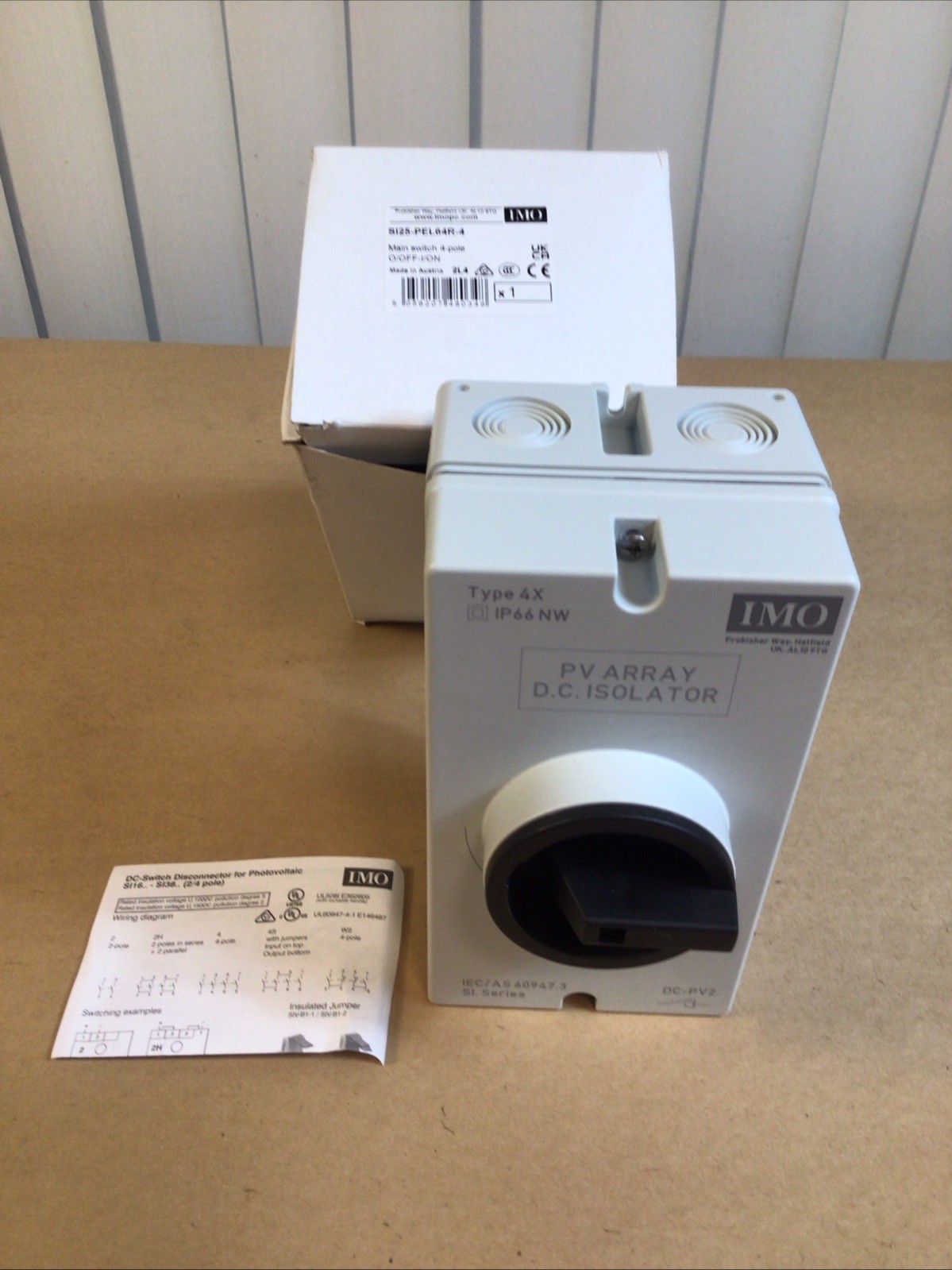 IMO SI25-PEL64R-4 Enclosed DC Switch 25A 700V 4-Pole IP65 Gray Solar