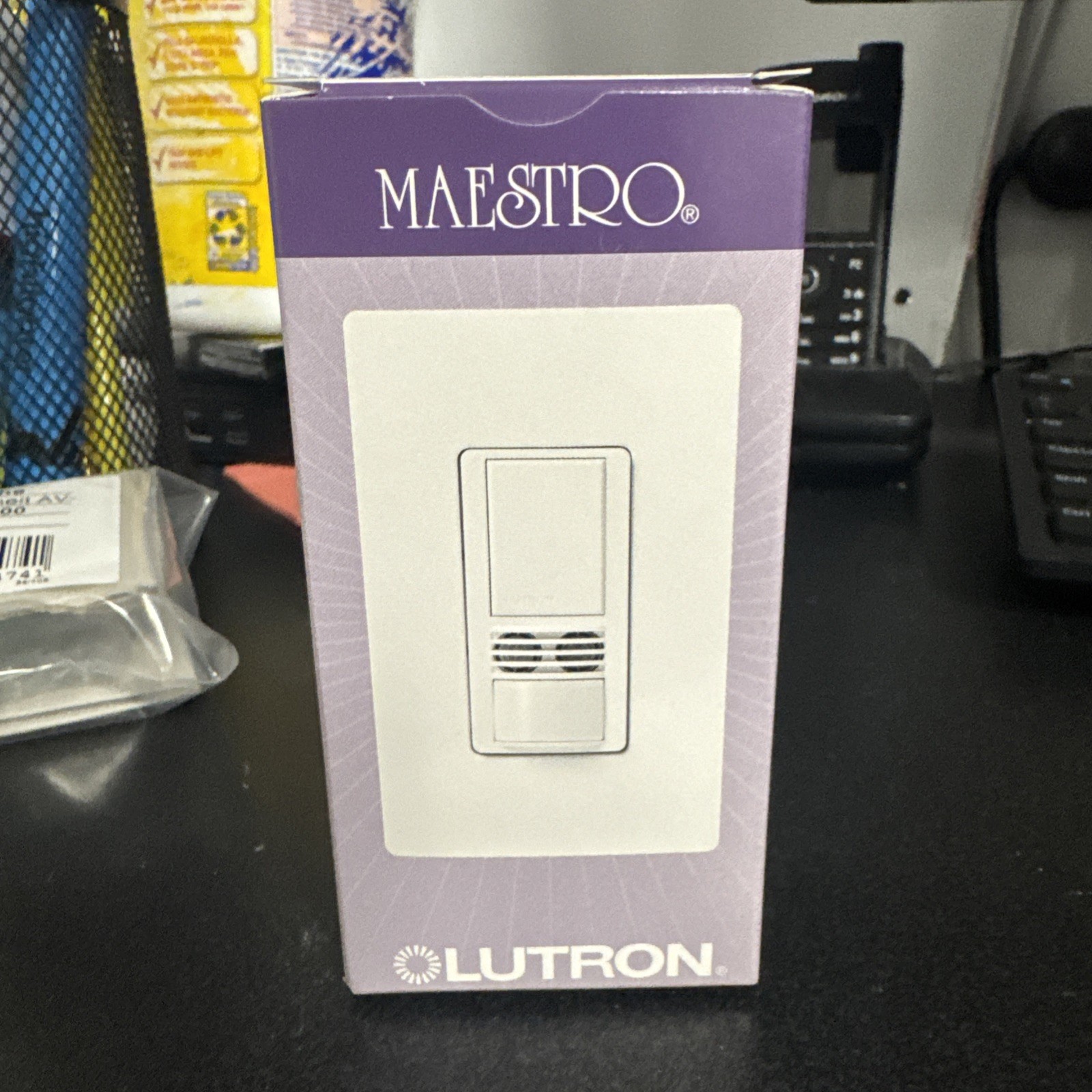 Lutron Maestro Motion Detector Light Switch MS-A-202-WH