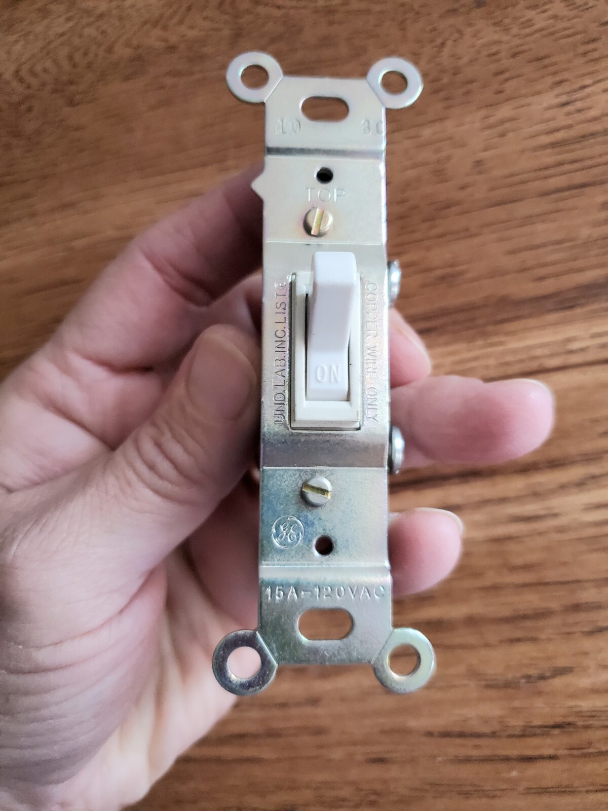 9 Leviton 1451 Brown / 1 Eagle / 1 GE Single Pole Switch 15A 120V Lot (11 Total)