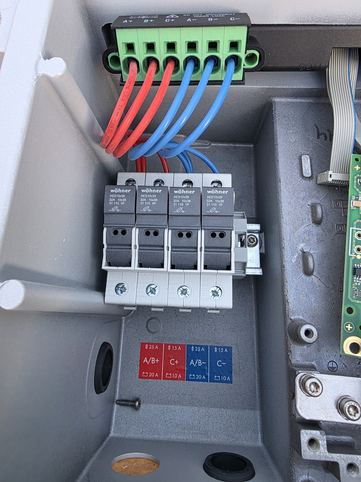 SMA Sunny Boy Storage SBS6.0-US-10 6.0kW Hybrid Inverter Used