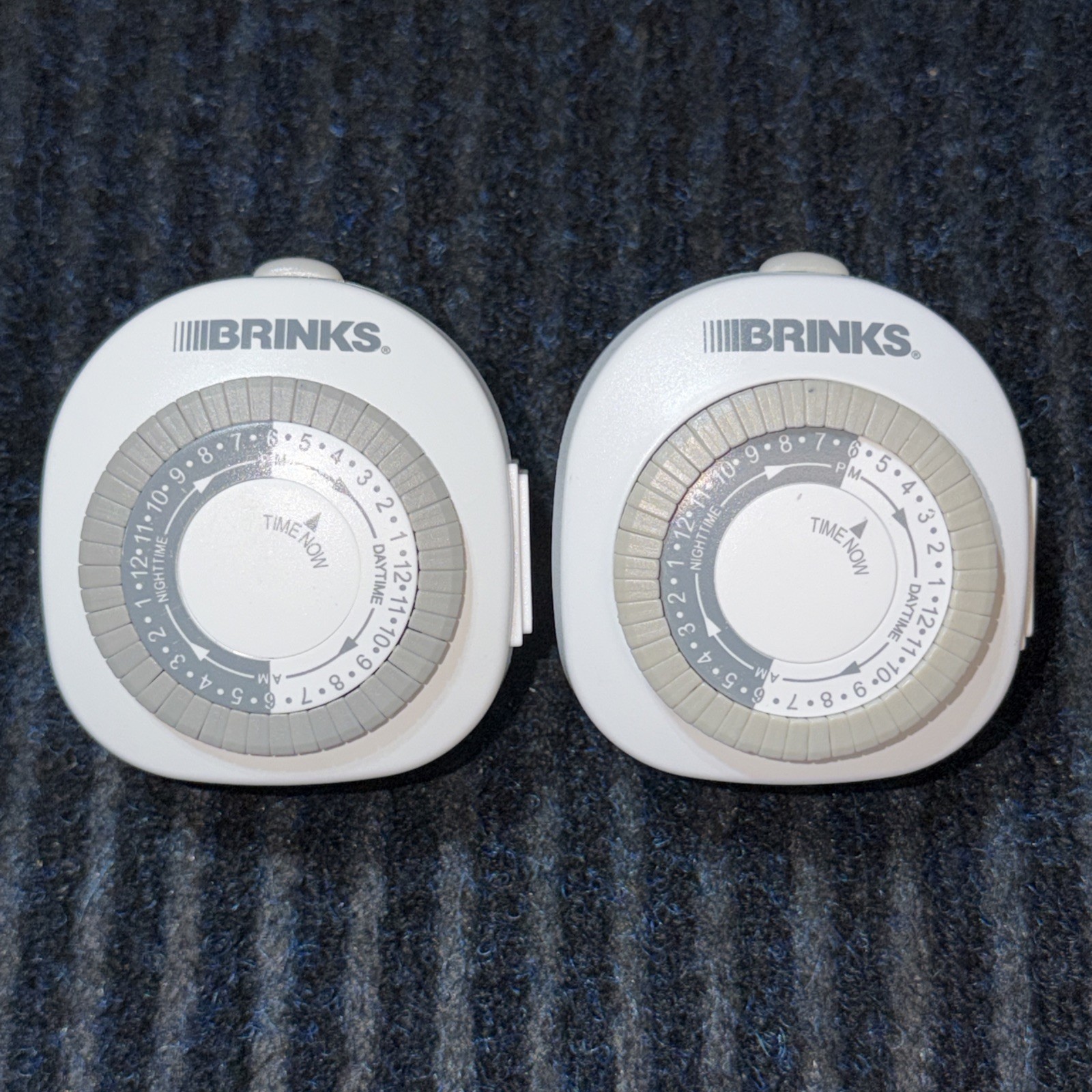 2 Brinks Grounded 24-Hour Mechanical Timer (16-ULD/3A) 15 Amp 125V – 60Hz Indoor
