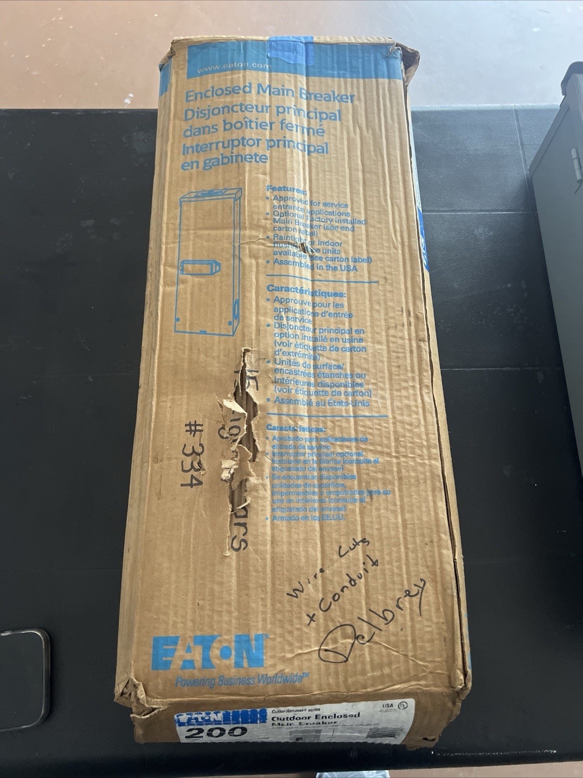 Eaton ECCVH200R Industries Main Breaker Load Center, 124/240 V, 200 A, No Size