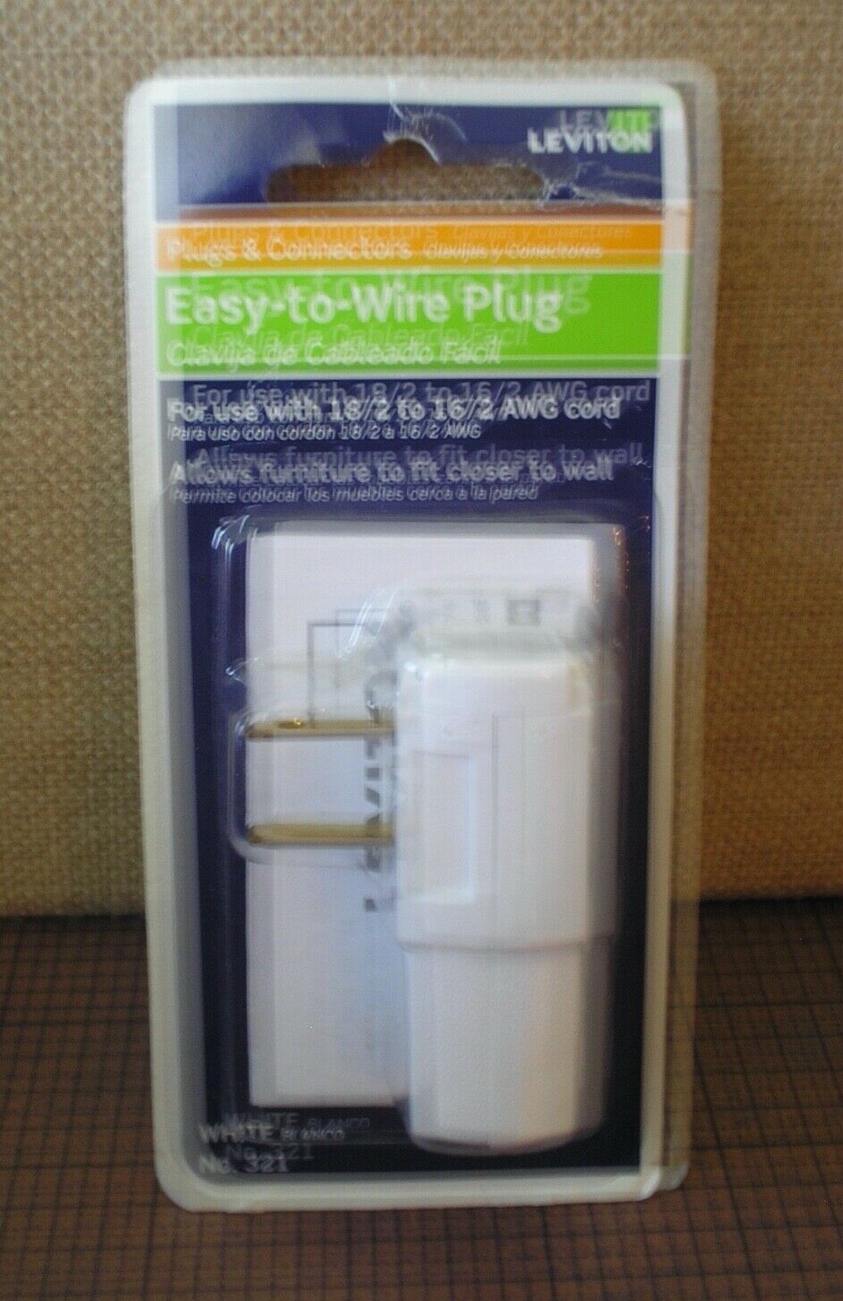 Leviton Easy-To-Wire Plug —- White —- No. 321 — New Old Stock