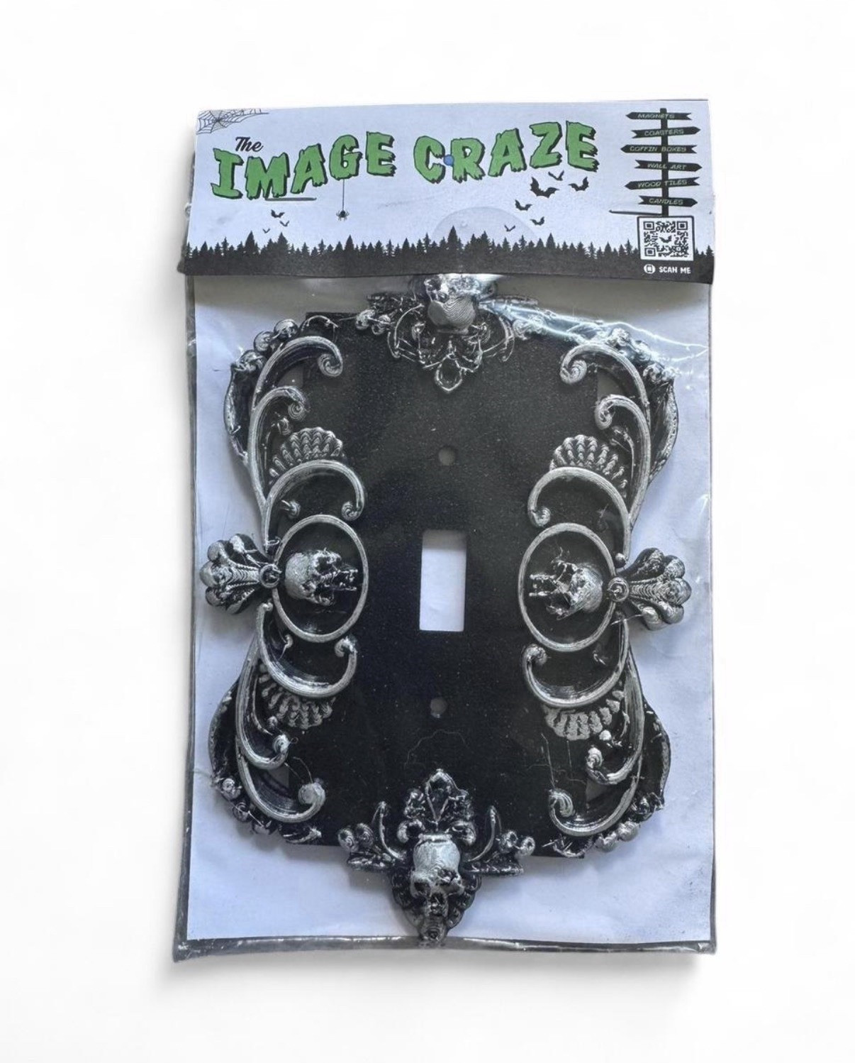 The Image Craze Gothic Skull Single Toggle Light Switch Wall Plate Cover Black