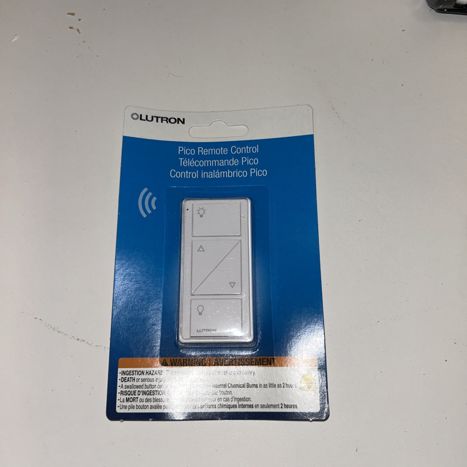 Pico Smart Remote (2-Button with Raise/Lower) Caseta Smart Dimmer Switch, White