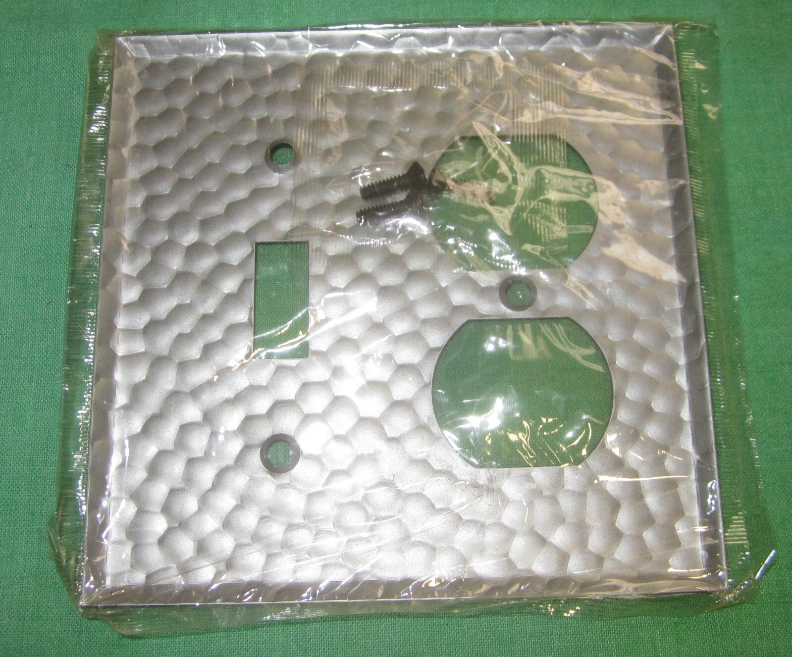 NEW OLD STOCK Vintage 1970’s Black Hammered Metal Switch/ Outlet Cover Plate