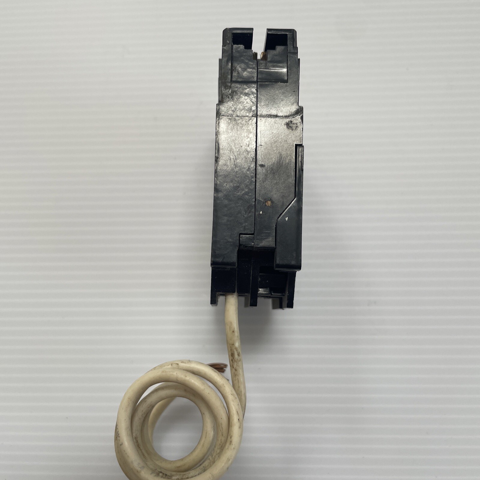 CUTLER HAMMER BR115AF 15 AMP 120 VOLT SINGLE POLE AFCI CIRCUIT BREAKER TESTED