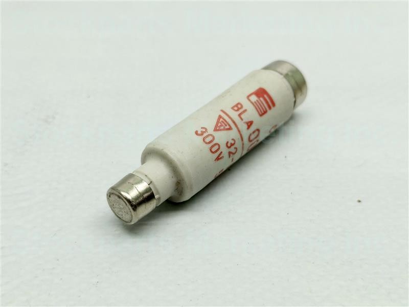 Lot 5pcs FE BLA005 C-5 600V 5A Fuse 30 Days Warranty Expedited Shipping