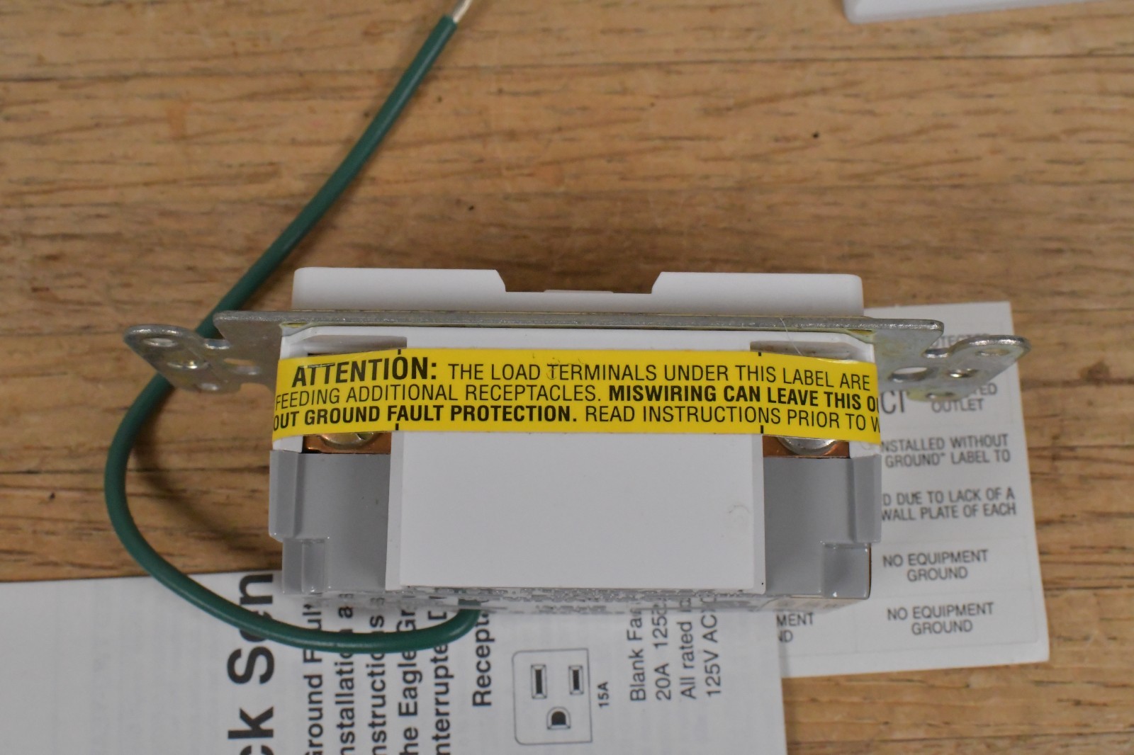 Eagle Horizontal GFCI Shock Sentry Interrupter Duplex Receptacle 646-2W-Box