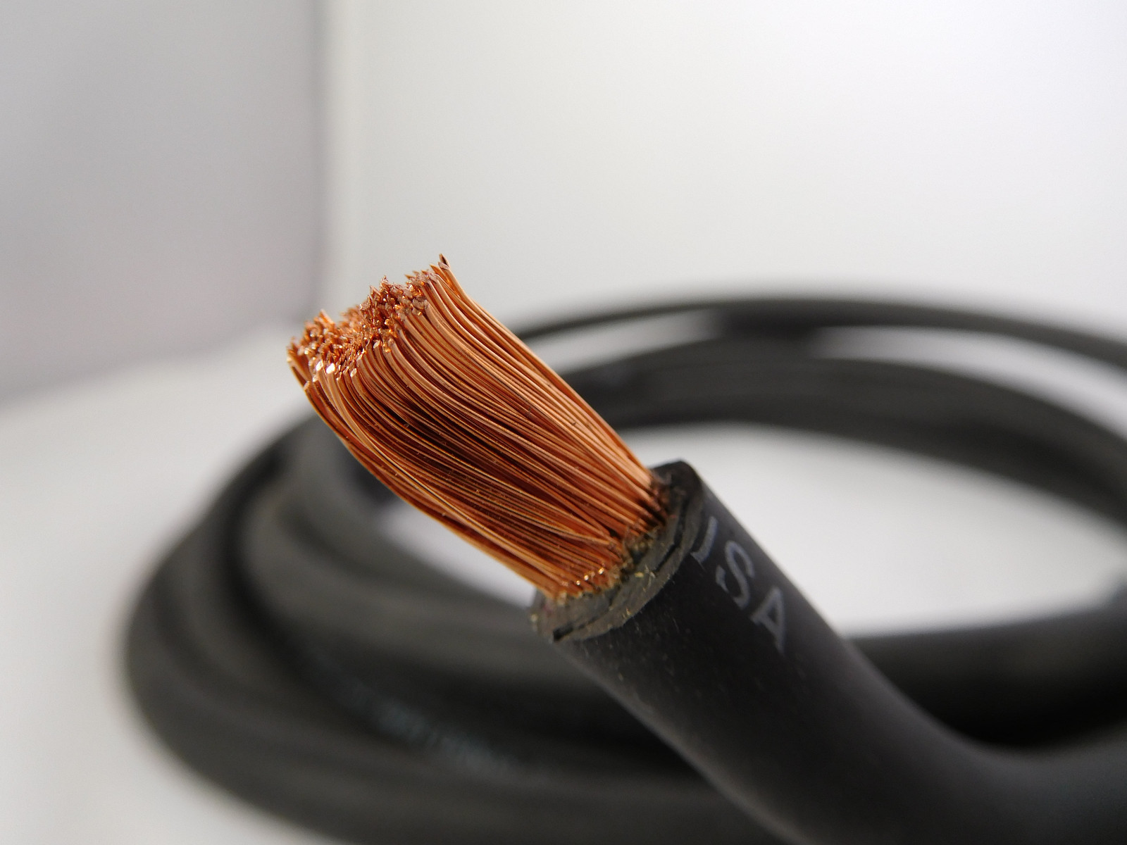 6 AWG GAUGE 100% COPPER BATTERY CABLE SOLAR CABLE WELDING CABLE RED BLACK – USA