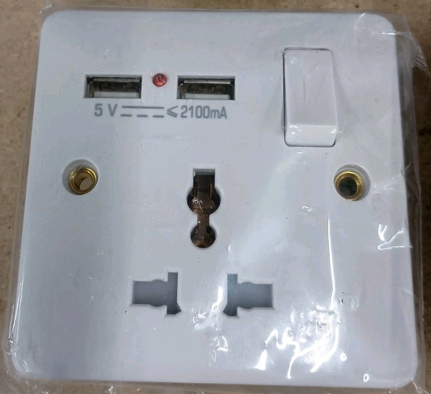 (6) Wall Power Socket 13A Universal Dual USB 5 Hole Switched Outlets