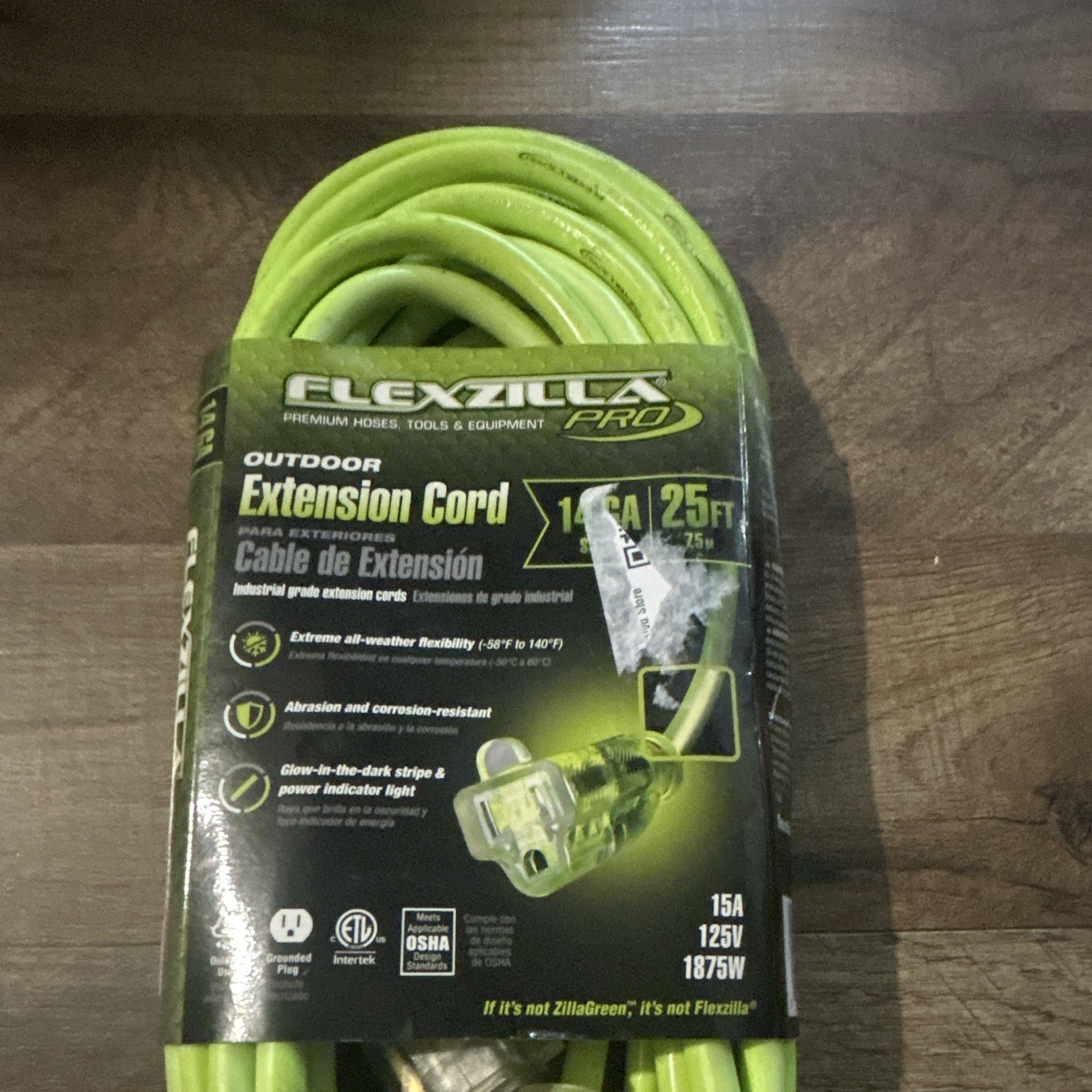 Flexzilla Pro 14 GA 25 ft Outdoor Extension Cord Green Grounded 15A 125V 1875W