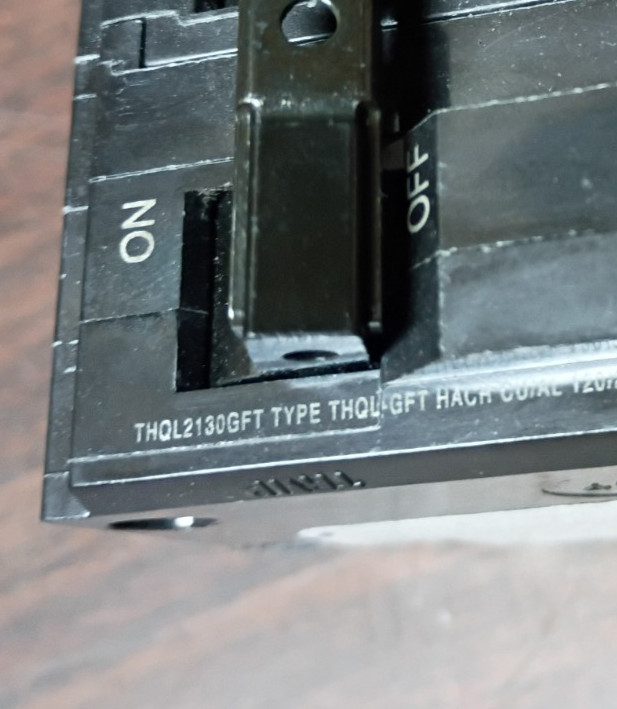 ABB THQL2130GFT CIRCUIT BREAKER GFCI 30 AMP 240V 2-POLE NEW NO BOX