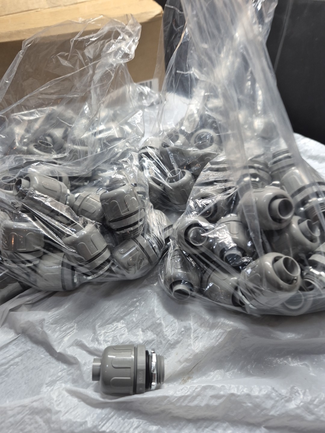 1 CASE OF 2 Bags = 100 TOTAL Straight Non-Metallic Liquidtight Connect