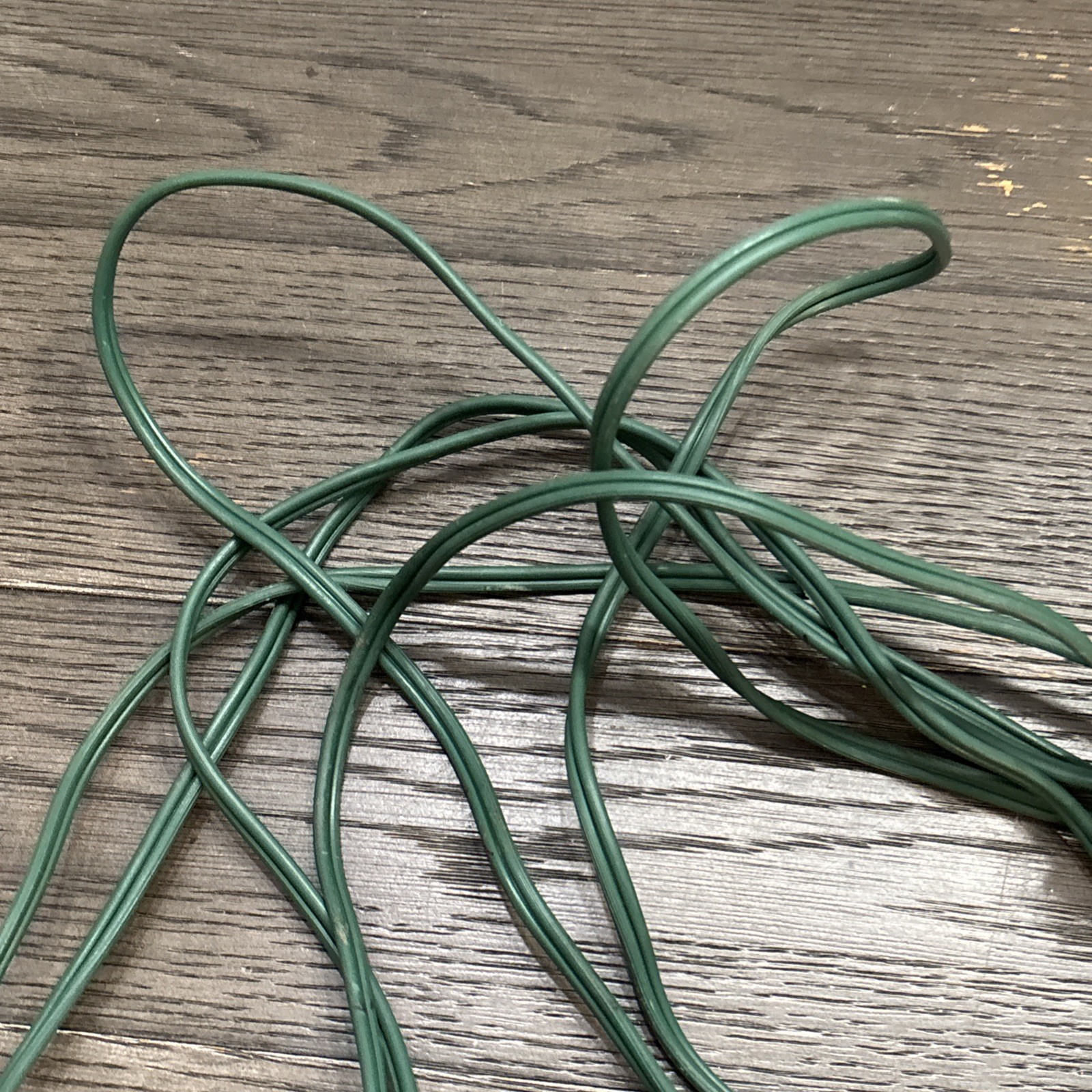 Vintage Set of 2 GE Green Extension Cords. 2 Prong. 9’ Long Each