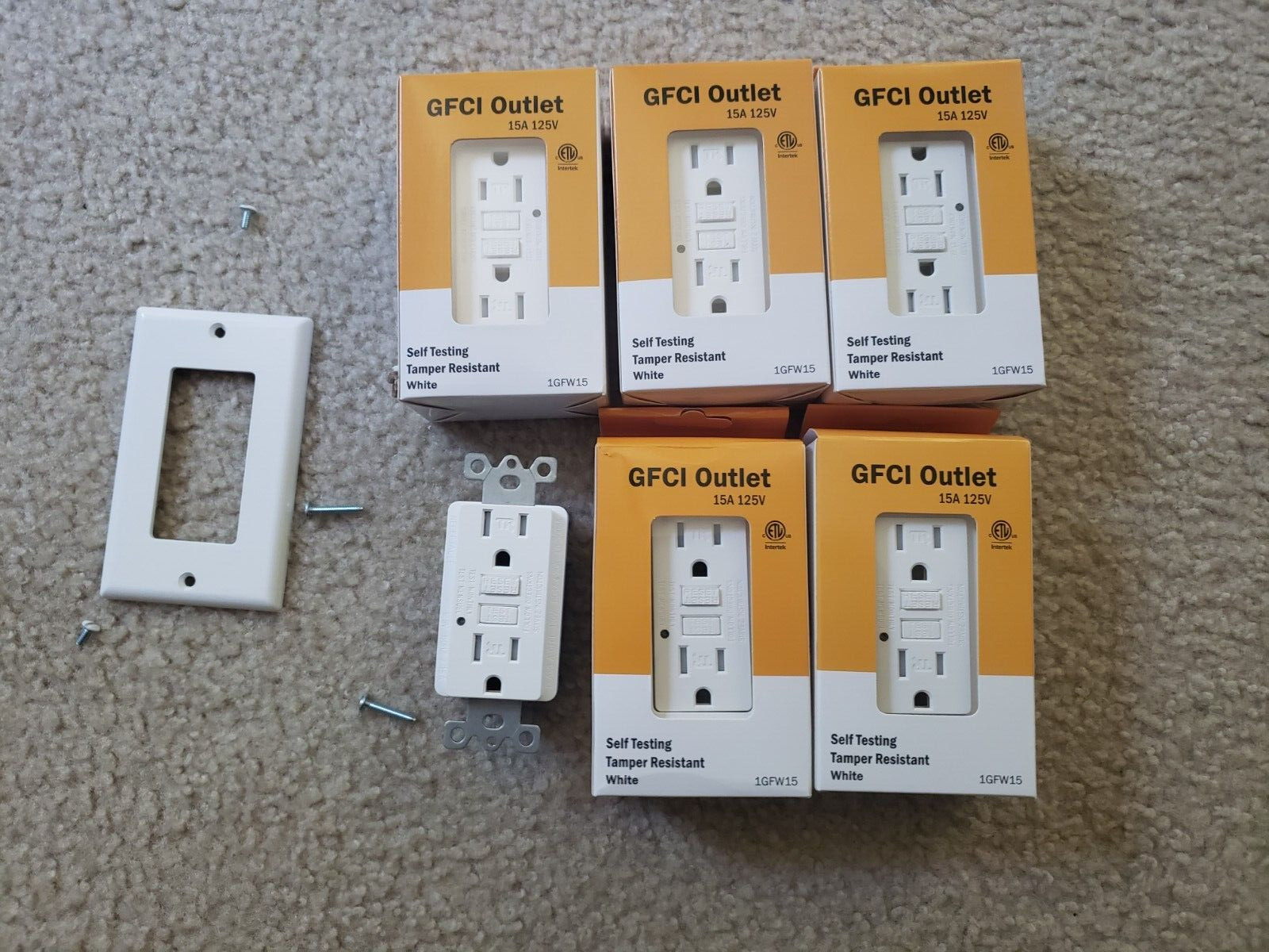 Procuru 1GFW15 White 15A 125V Tamper Resistant Self-Testing GFCI Outlet 6Pack FS