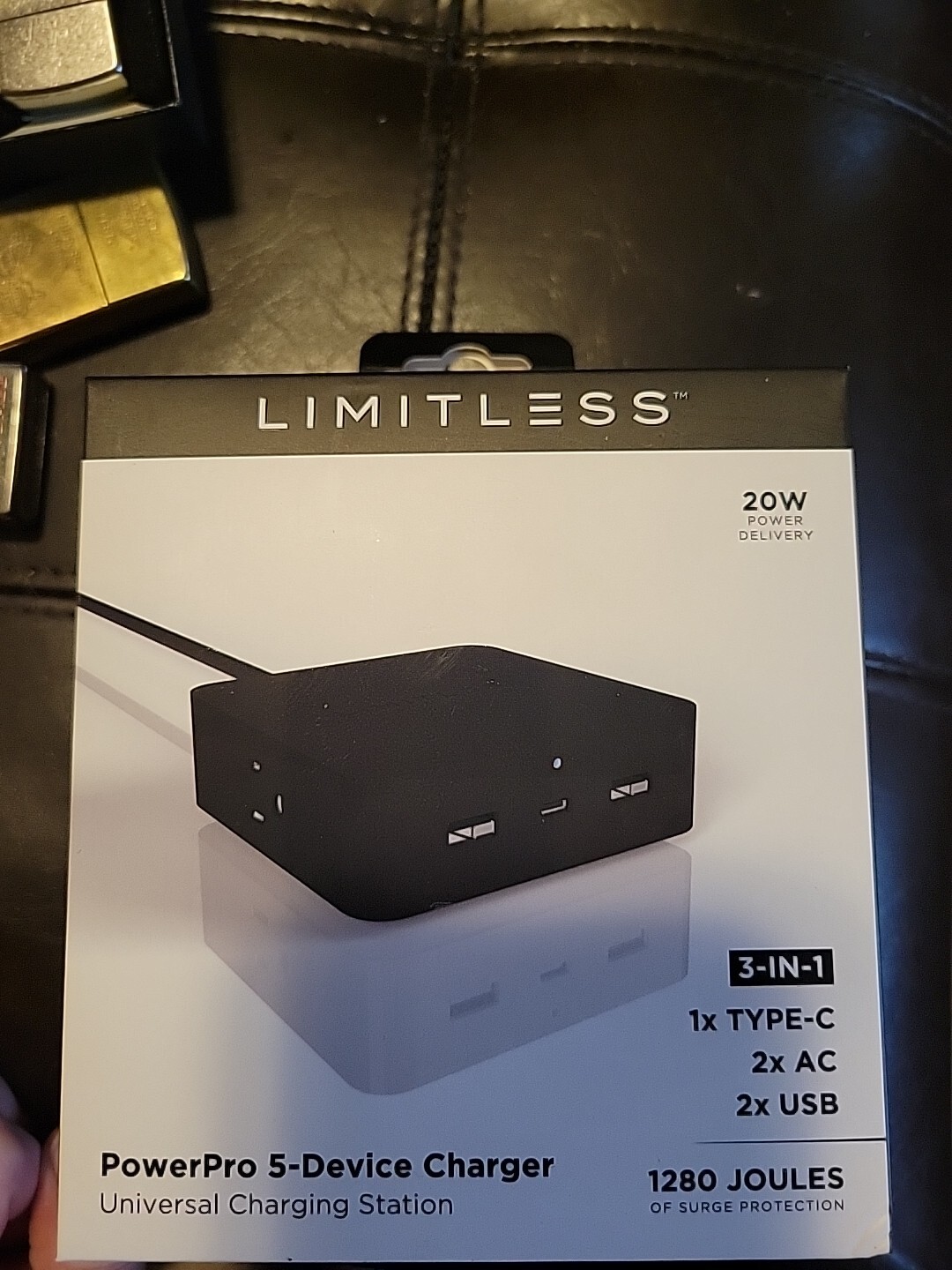 Limitless PowerPro 5-Device Charger with USB, Type-C, and AC Bundle With Cleaner