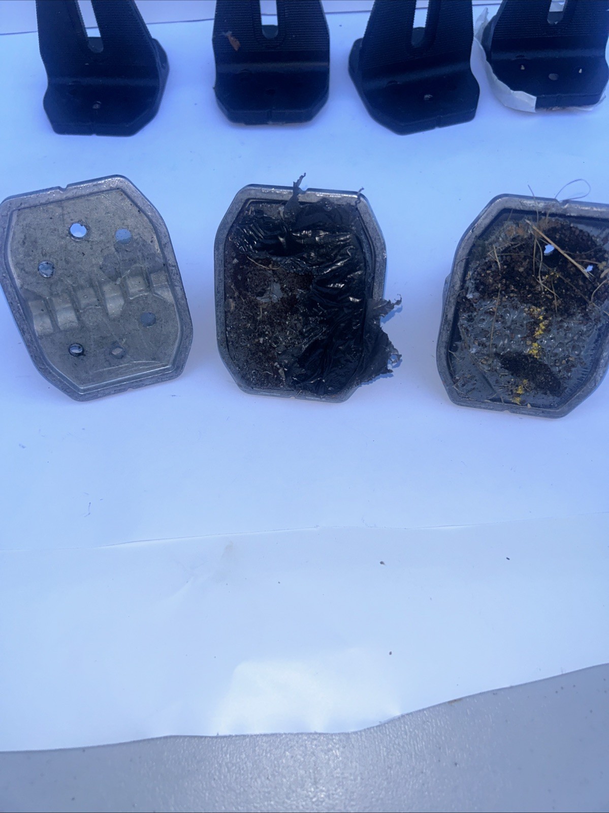 Mixed Lot of 7 IronRidge QM-HUG-01-B1 & QM-HUG-01-M1 PLEASE REVIEW LISTING