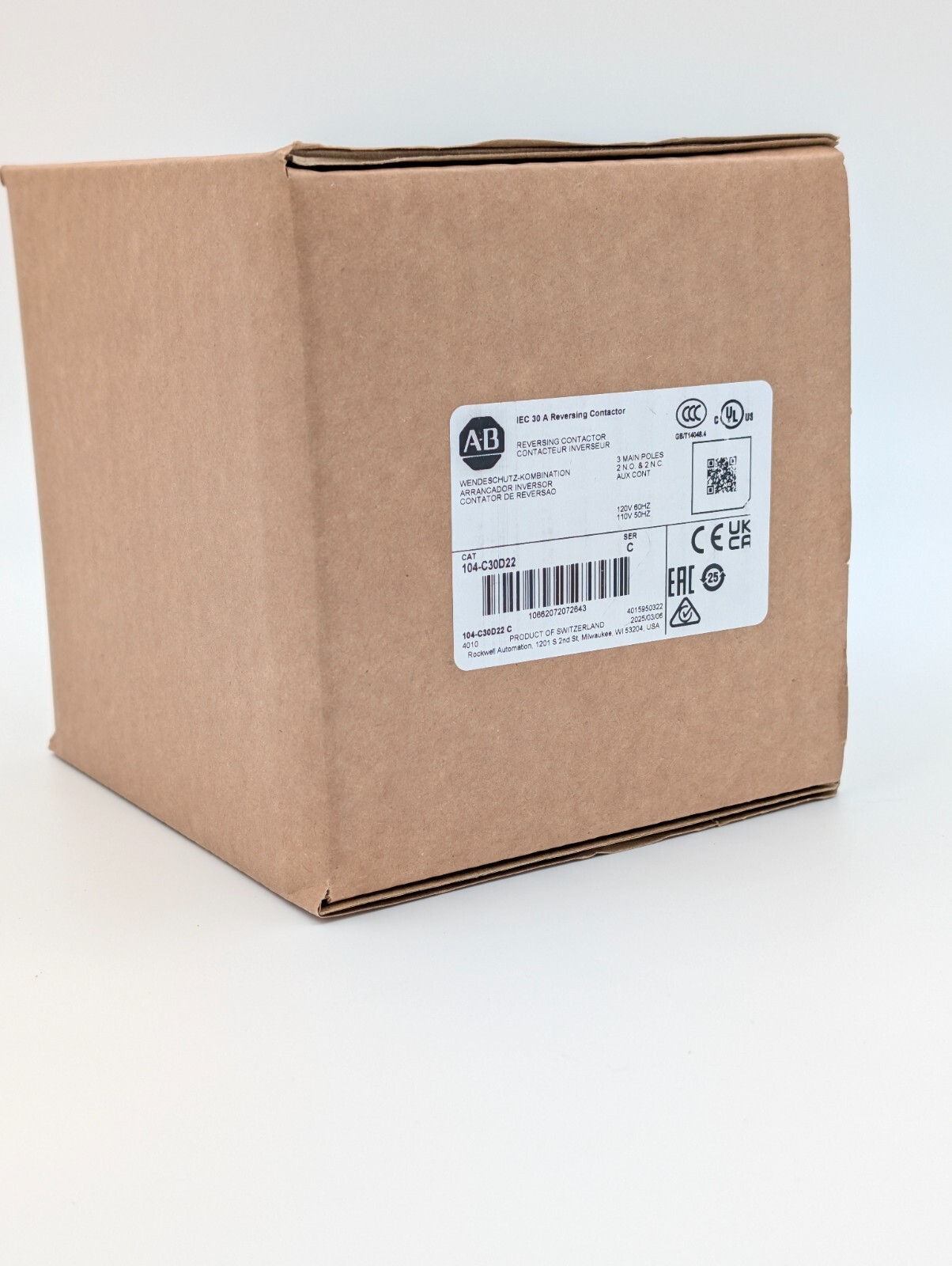 Allen-Bradley 104-C30D22 IEC 30 A Reversing Contactor 110/120V USA 1PC New