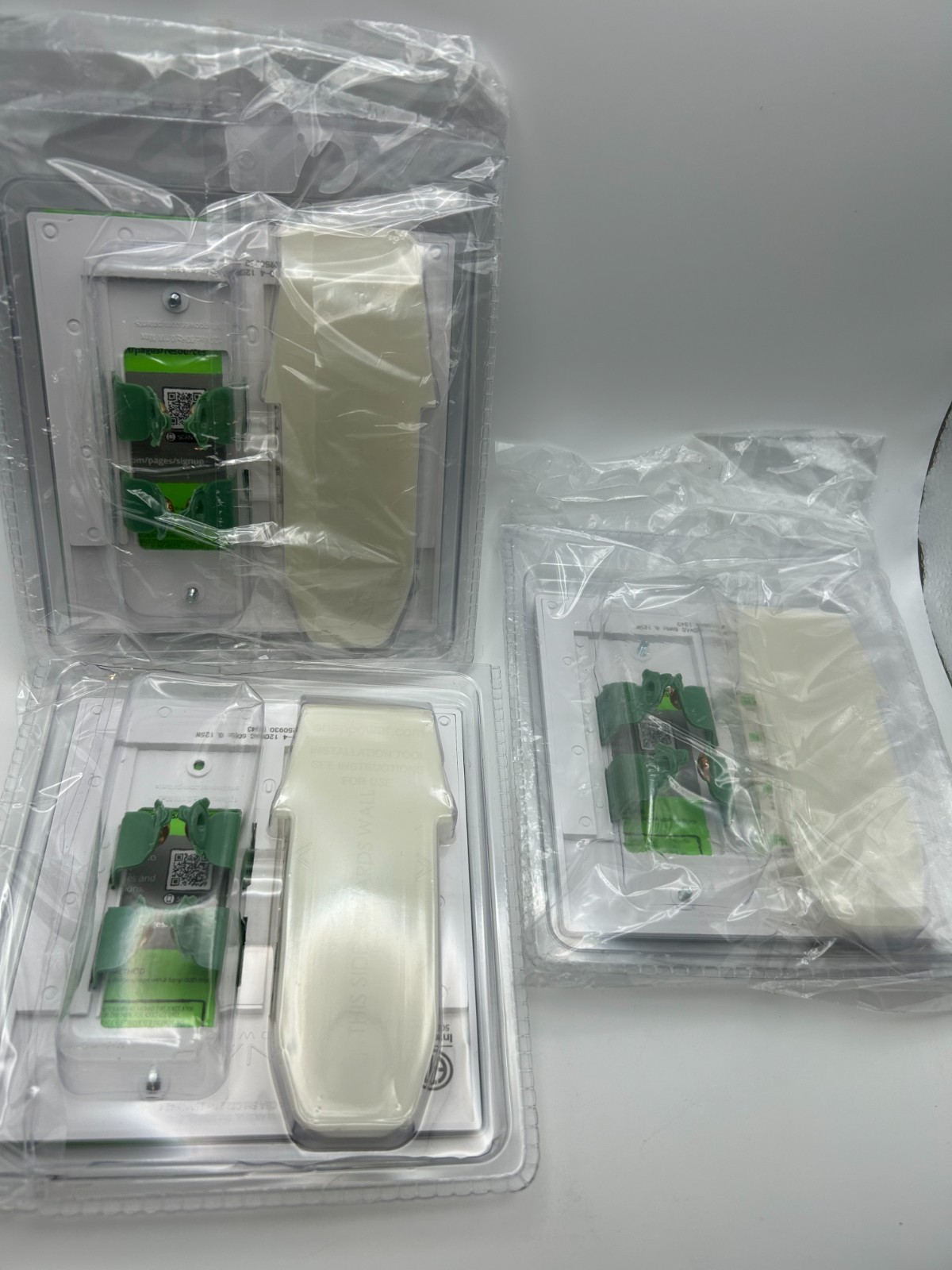 Snap Power SwitchLight Double Gang S2SW-KWH-SP10-4 White LED Illuminated Cover