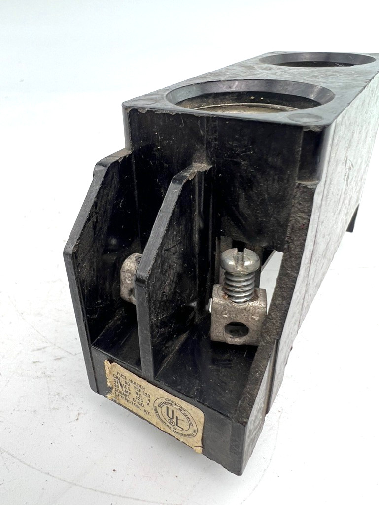 Square D FSP-130 Fuse Holder Block 30 Amp 125 Volts — Chipped & Missing Screw