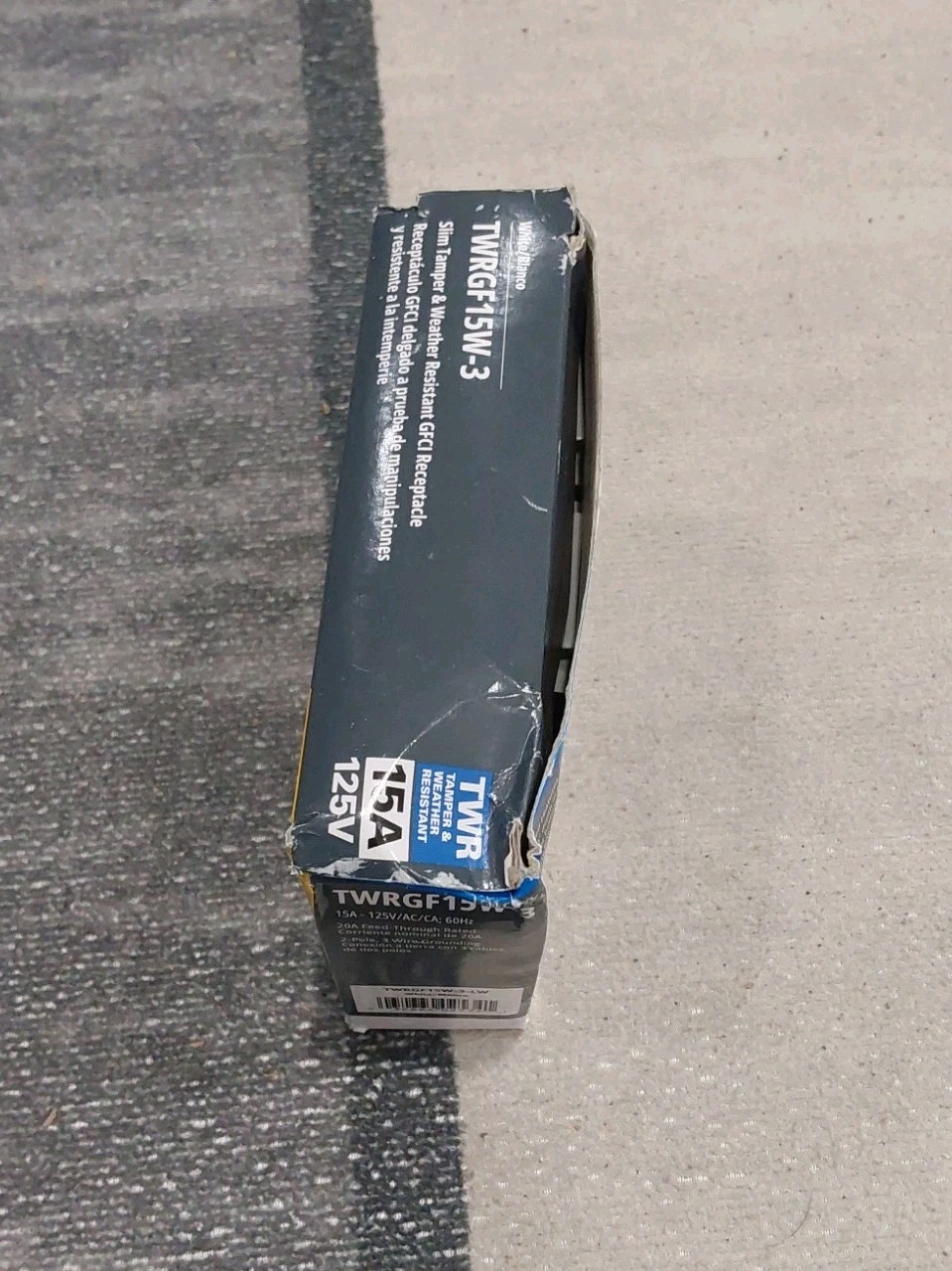 Eaton twrgf15w-3 slim tamper/weather resistant GFCI receptacle 3 packs New D
