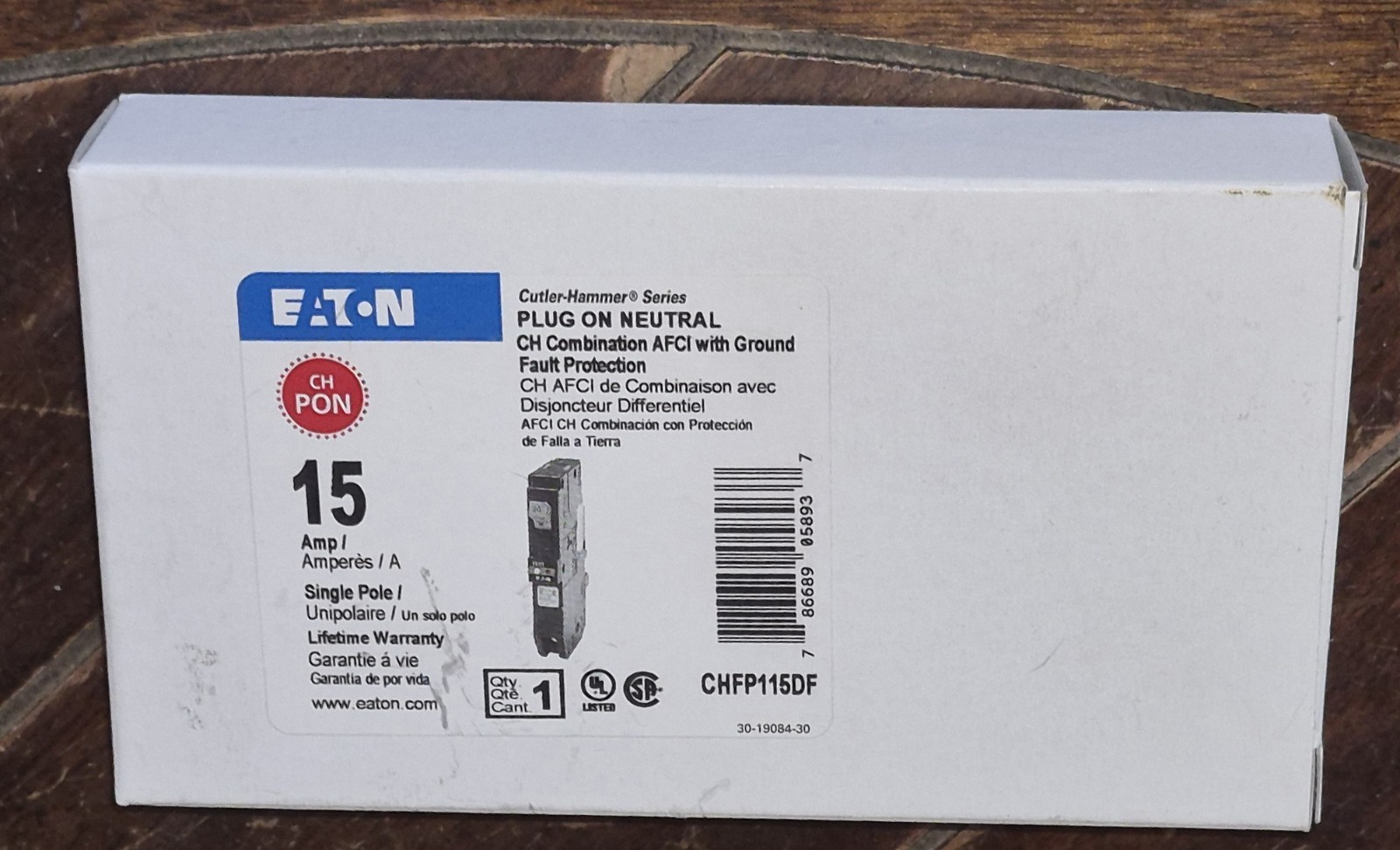 Eaton 15A Plug-On Neutral Circuit Breaker w/Ground Fault Protection #GHFP115DF