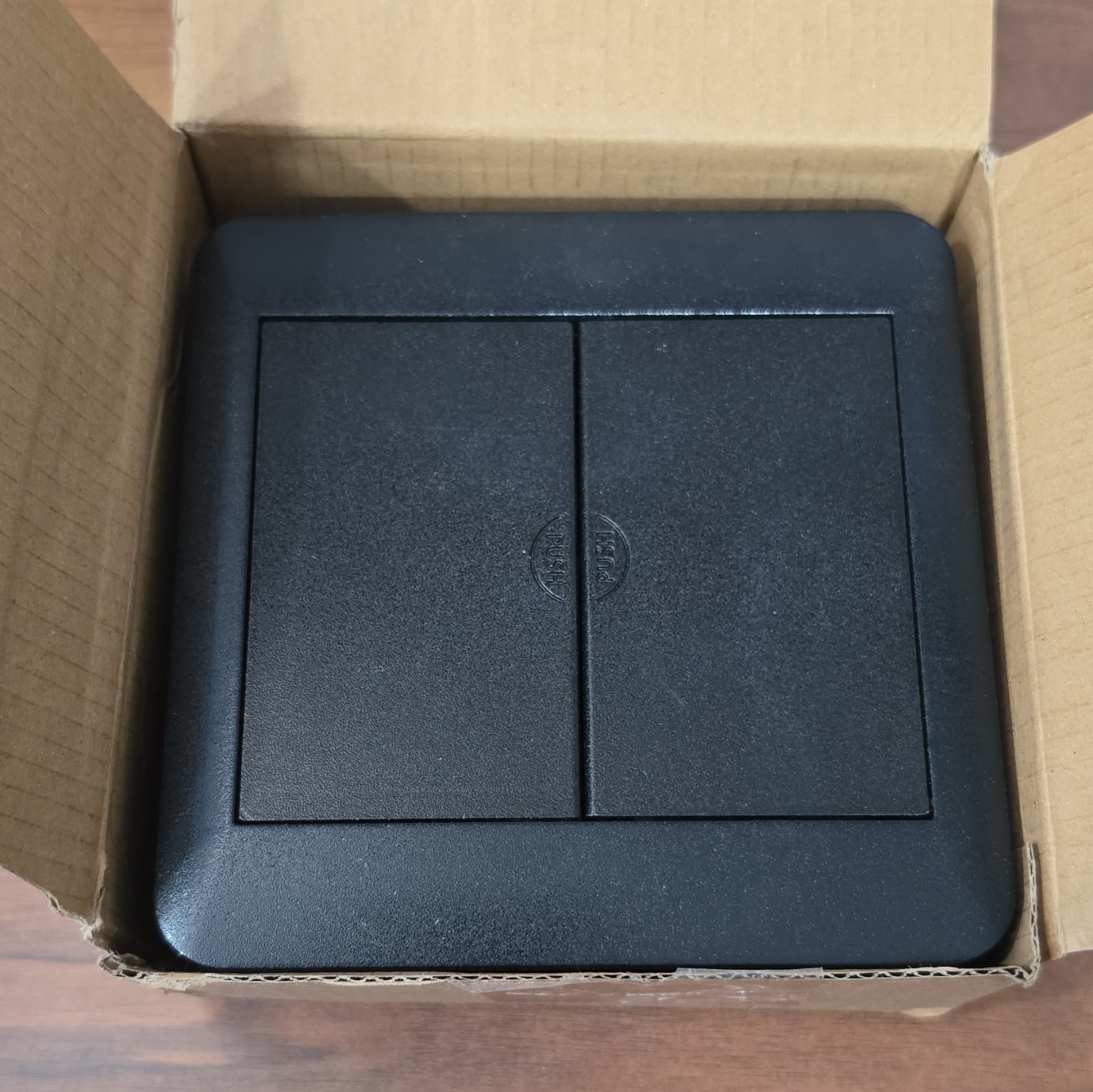 NEW HOOLERY 2-Gang Duplex Floor Outlet Box w/ USB-A, USB-C, and Ethernet Ports