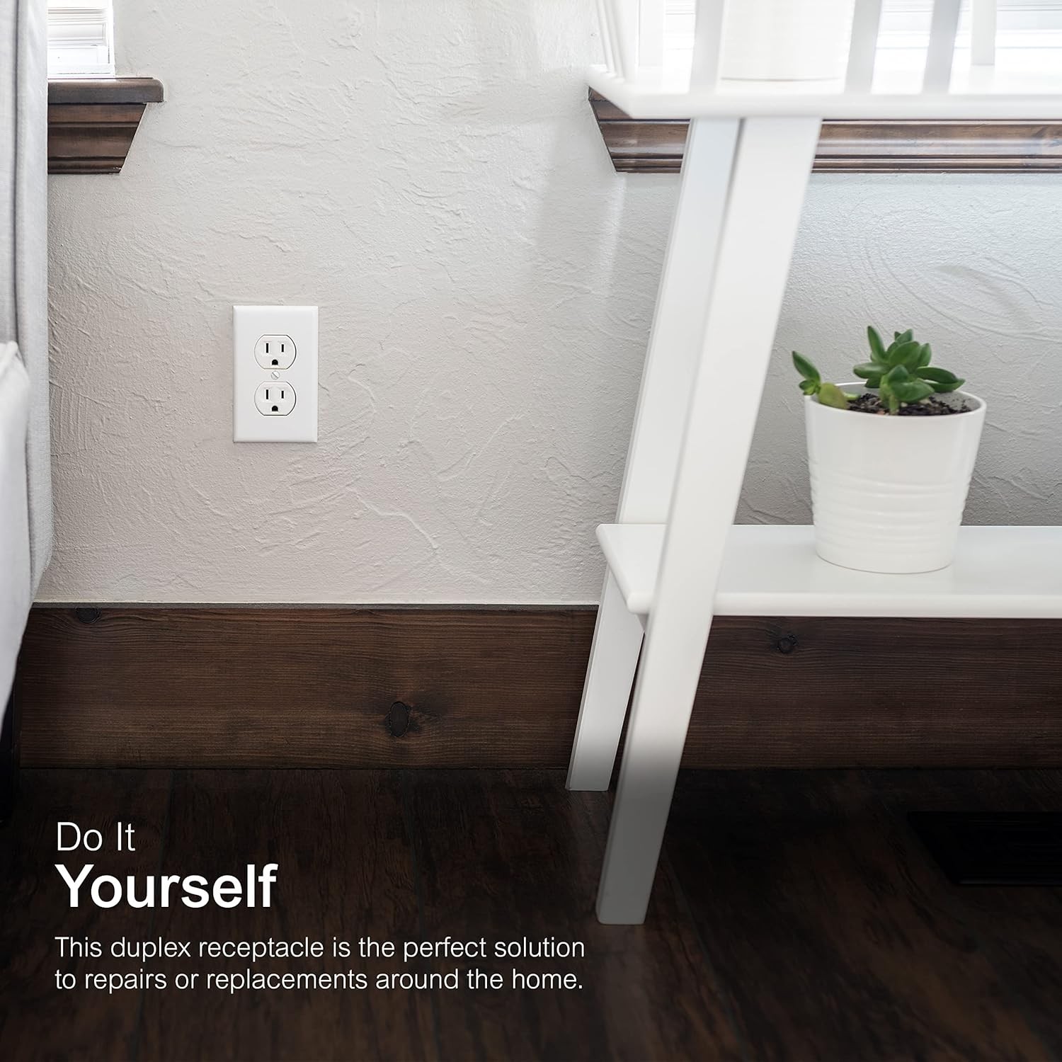 GE Duplex Wall Receptacle 15A 125V White 3-Prong with Reinforced Yoke