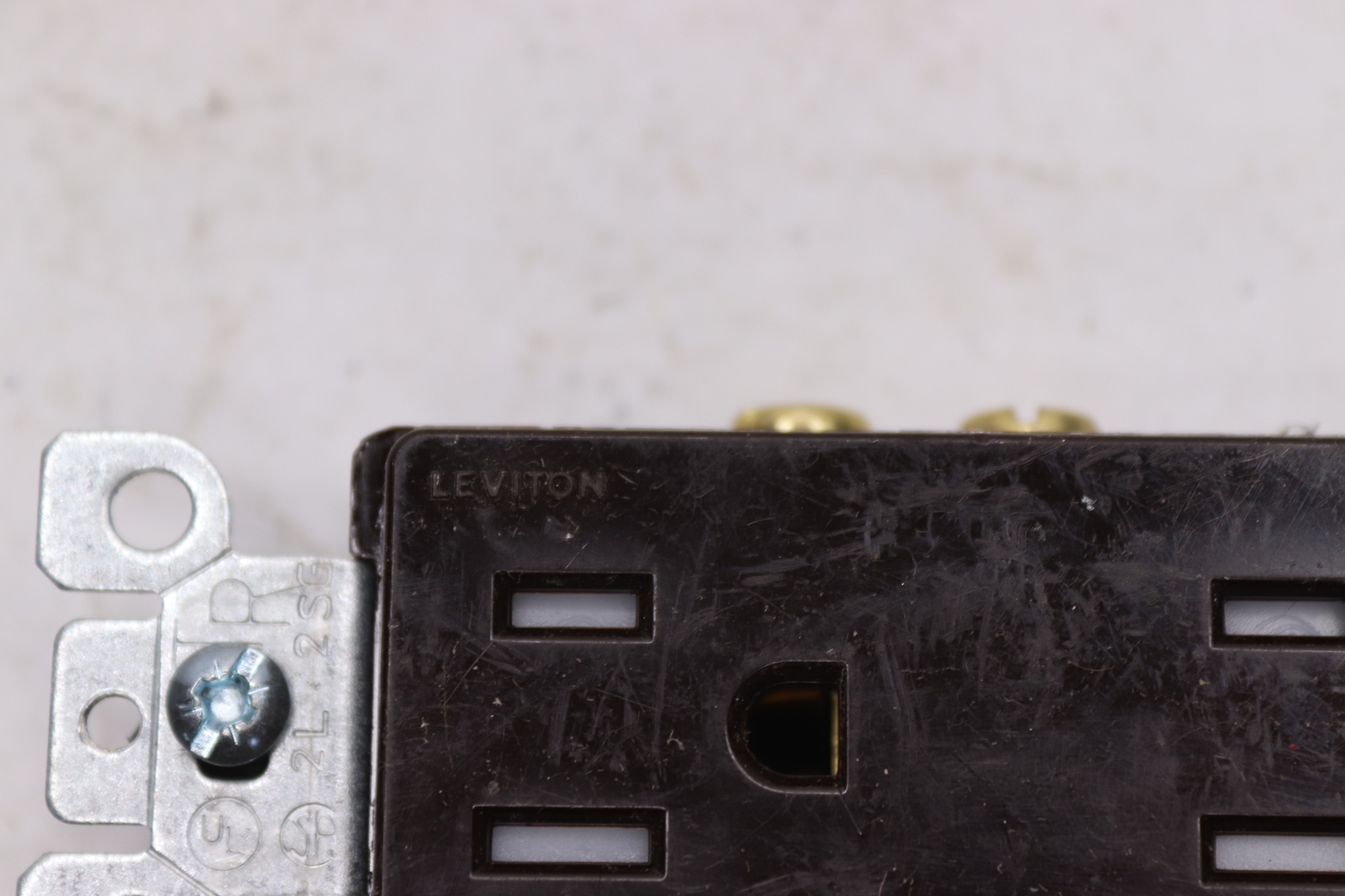 Decora Tamper-Resistant Duplex Electrical Wall Outlet-Scuff Marks on Outlet